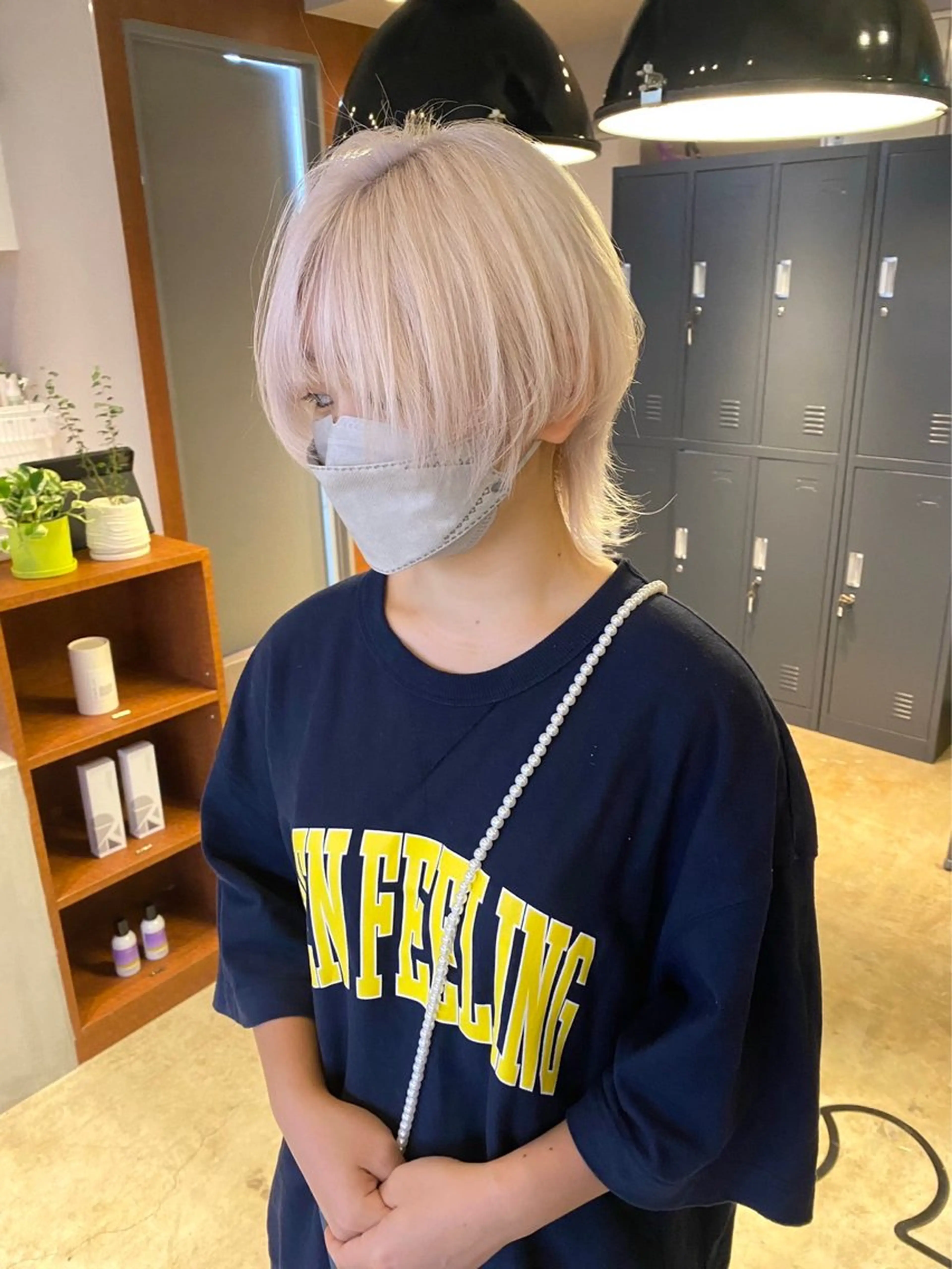 ショート カラー ブリーチ ブロンド ハイトーンカラー ホワイトブロンド ブリーチ矯正/ ブリーチ特化mikaのヘアスタイル