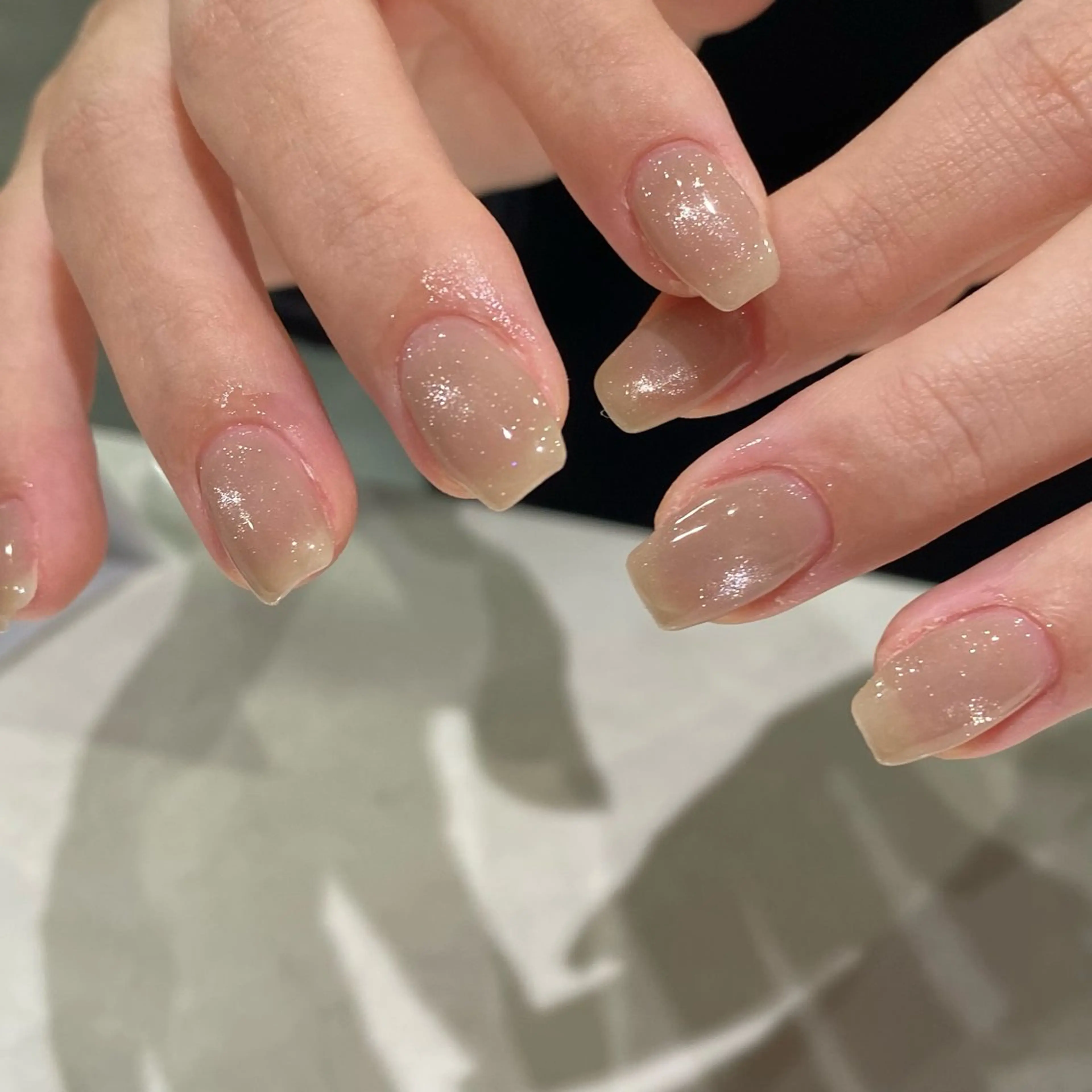 ネイル シルバー ハンドネイル C. Ricoのネイルデザイン