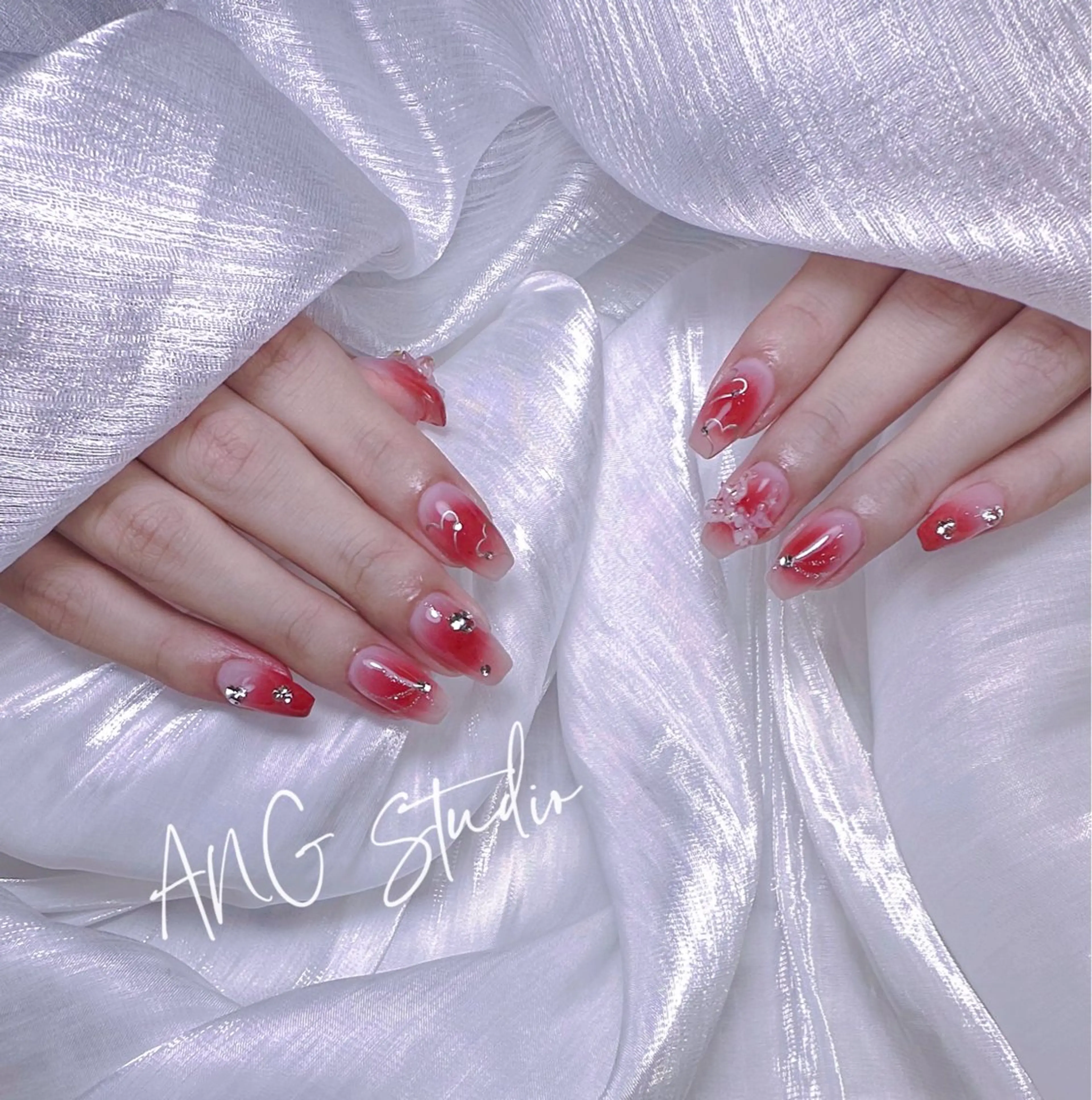 ネイル ハンドネイル ハンドケア ANG Studioのネイルデザイン