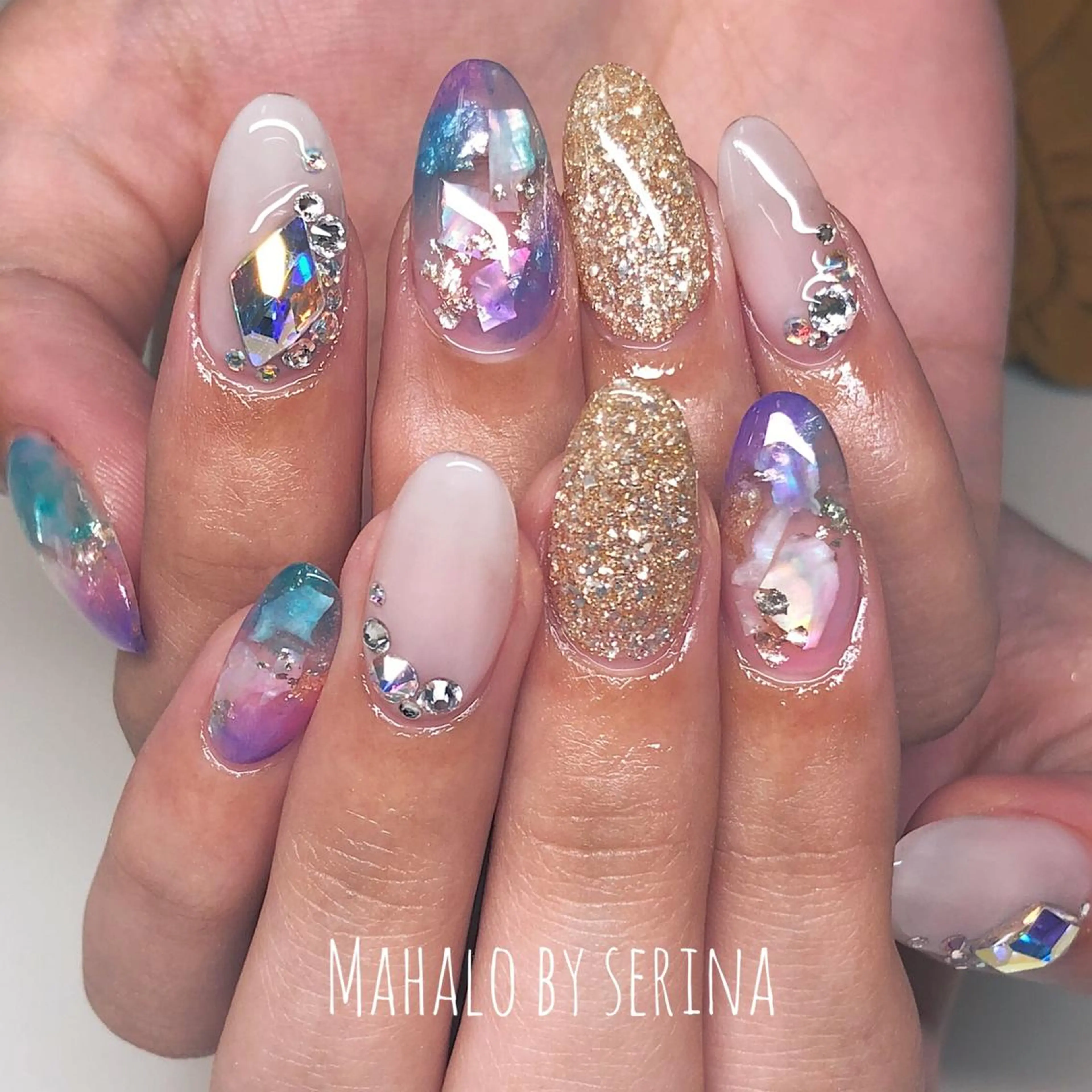 ミディアム カラー ネイル SUNNY BAE. SERINAのネイルデザイン