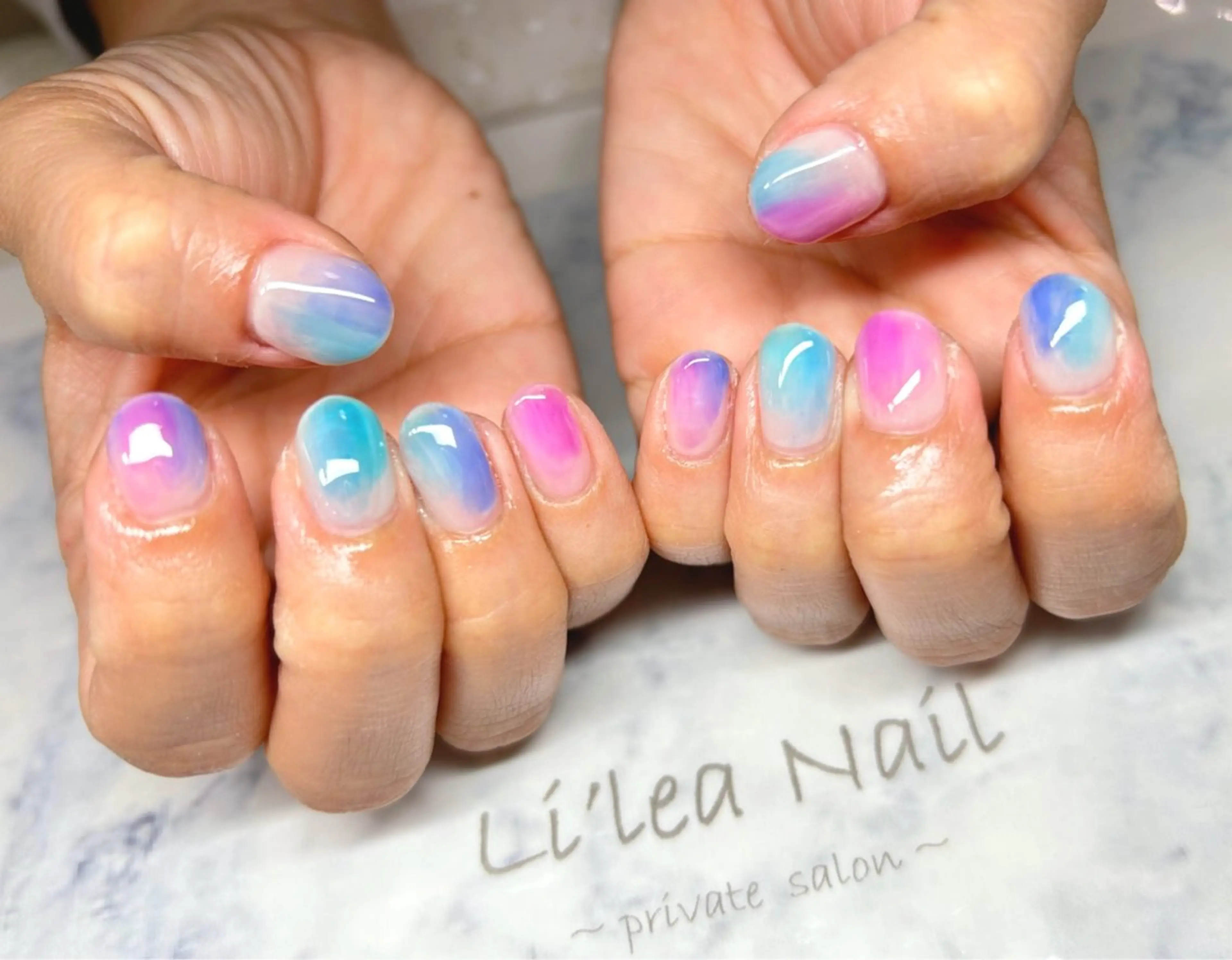 ネイル Li'leaNail AINAのネイルデザイン