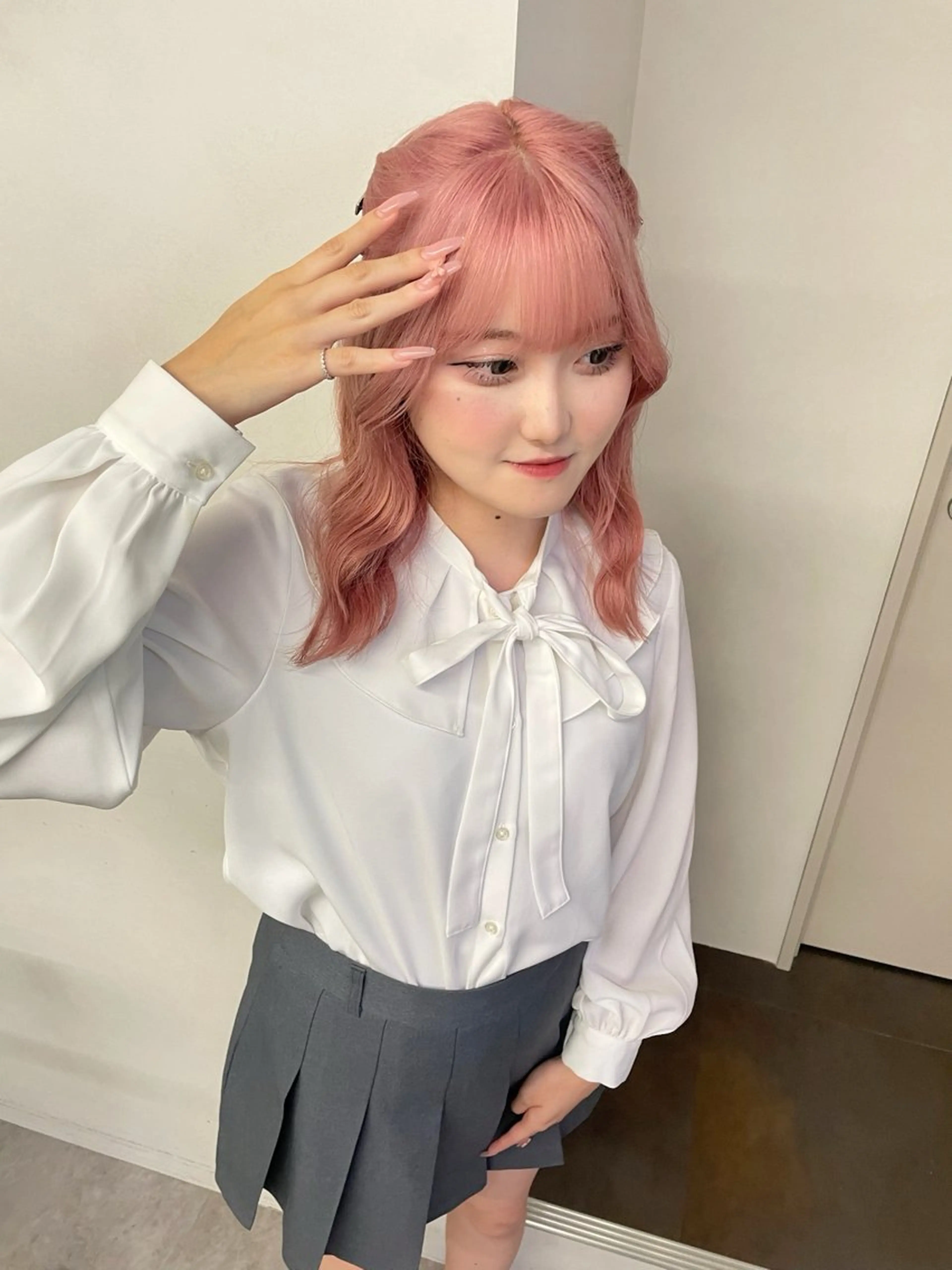 ミディアム カラー ブリーチ オレンジ ピンクカラー ブリーチ/ベージュ 💕/momoaのヘアスタイル