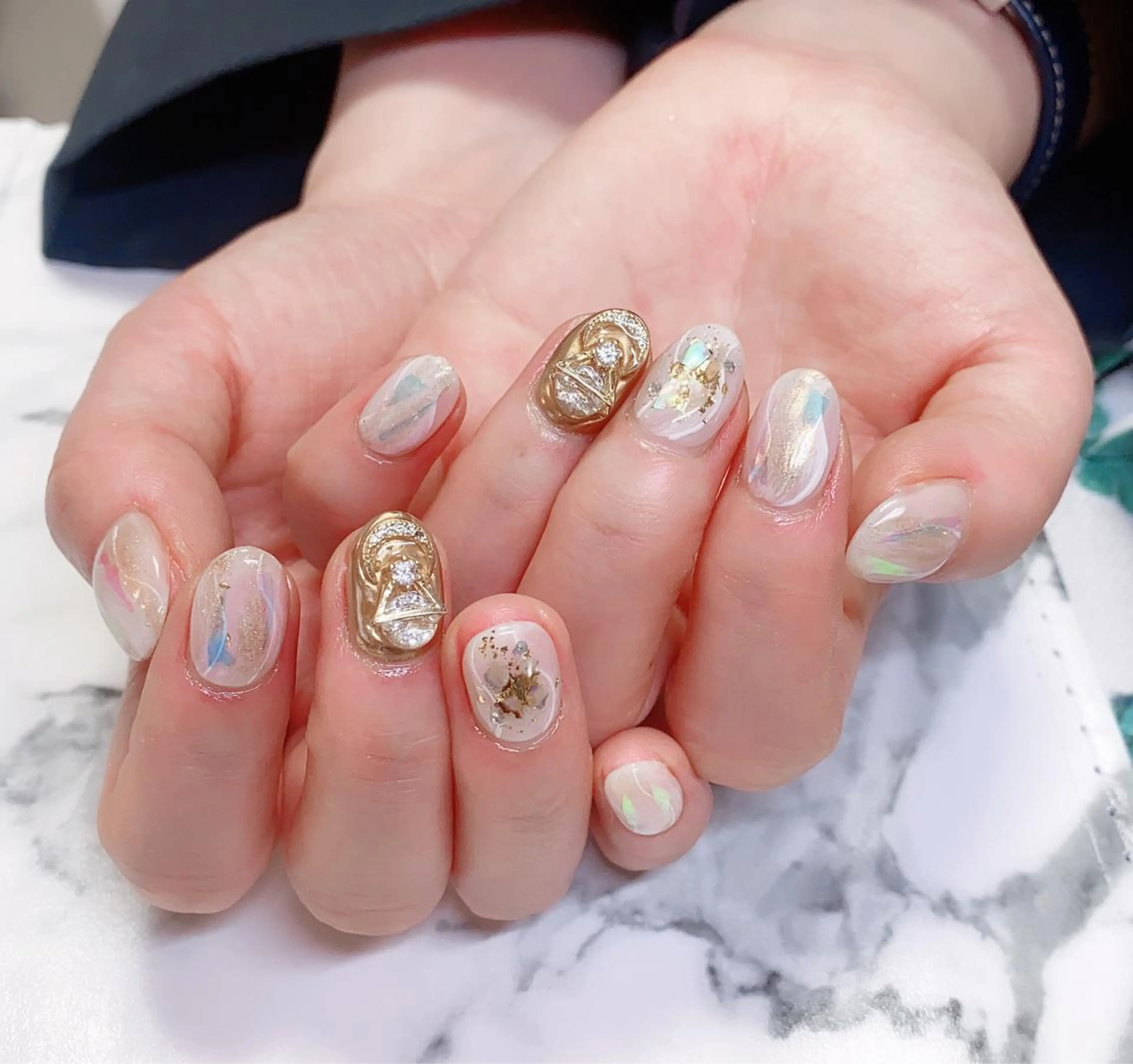 ロング カラー ネイル Q Free nailsのネイルデザイン