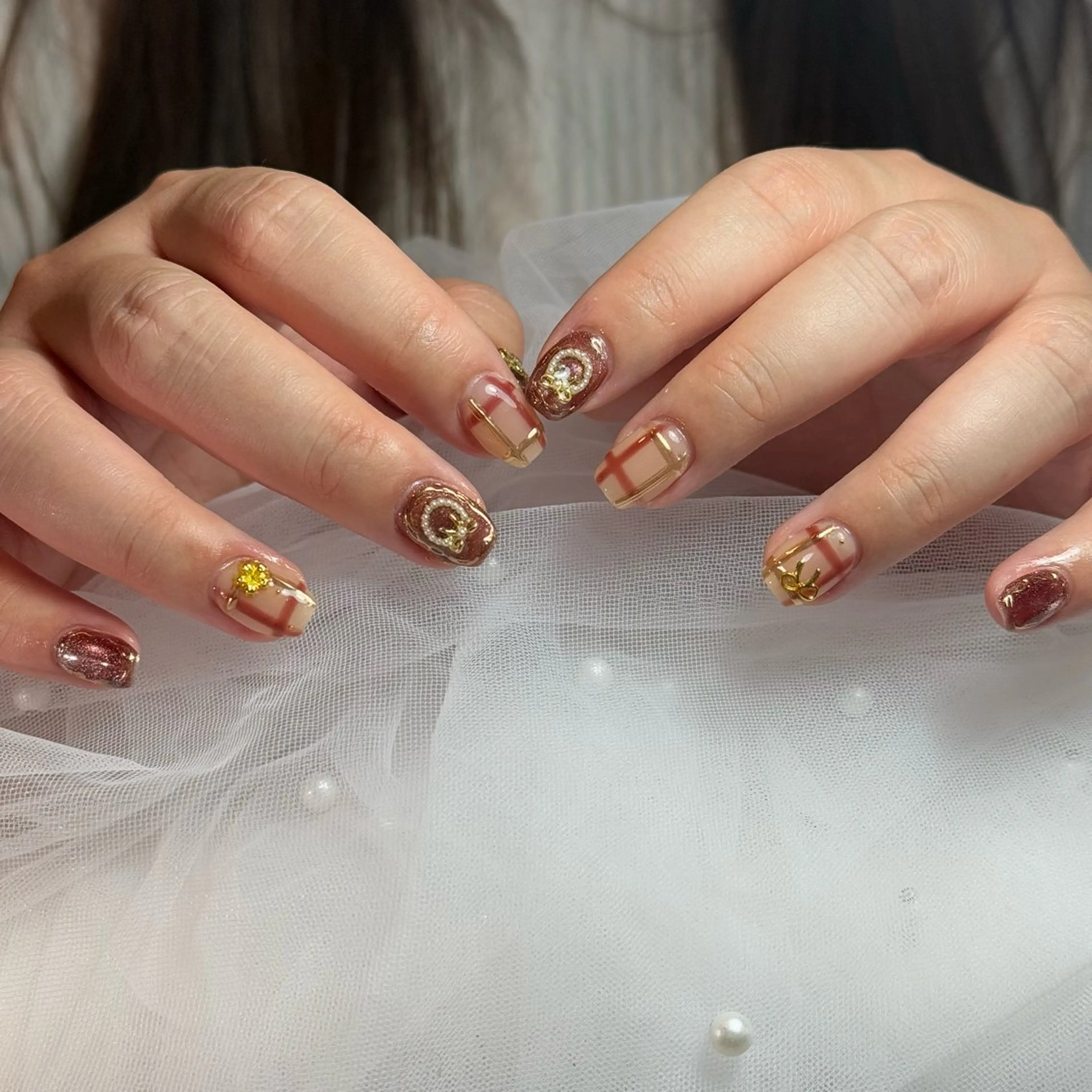 ネイル チークネイル フレンチネイル グラデーション キラキラネイル 韓国ネイル ハンドネイル Risa_ Nailのネイルデザイン