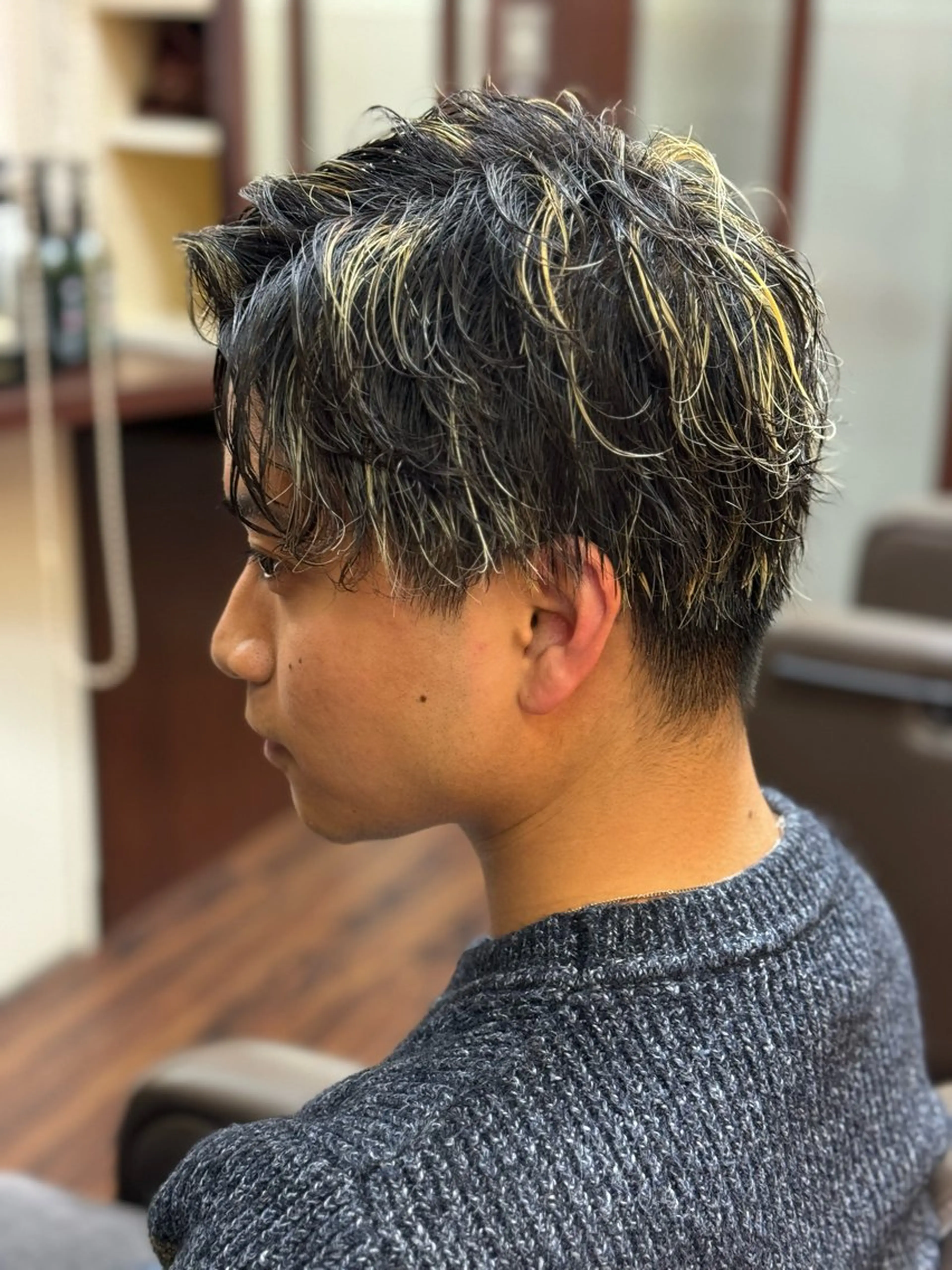 ショート カラー パーマ メンズ カット ヘッドスパ ヘアセット 牧野 滉平のヘアスタイル
