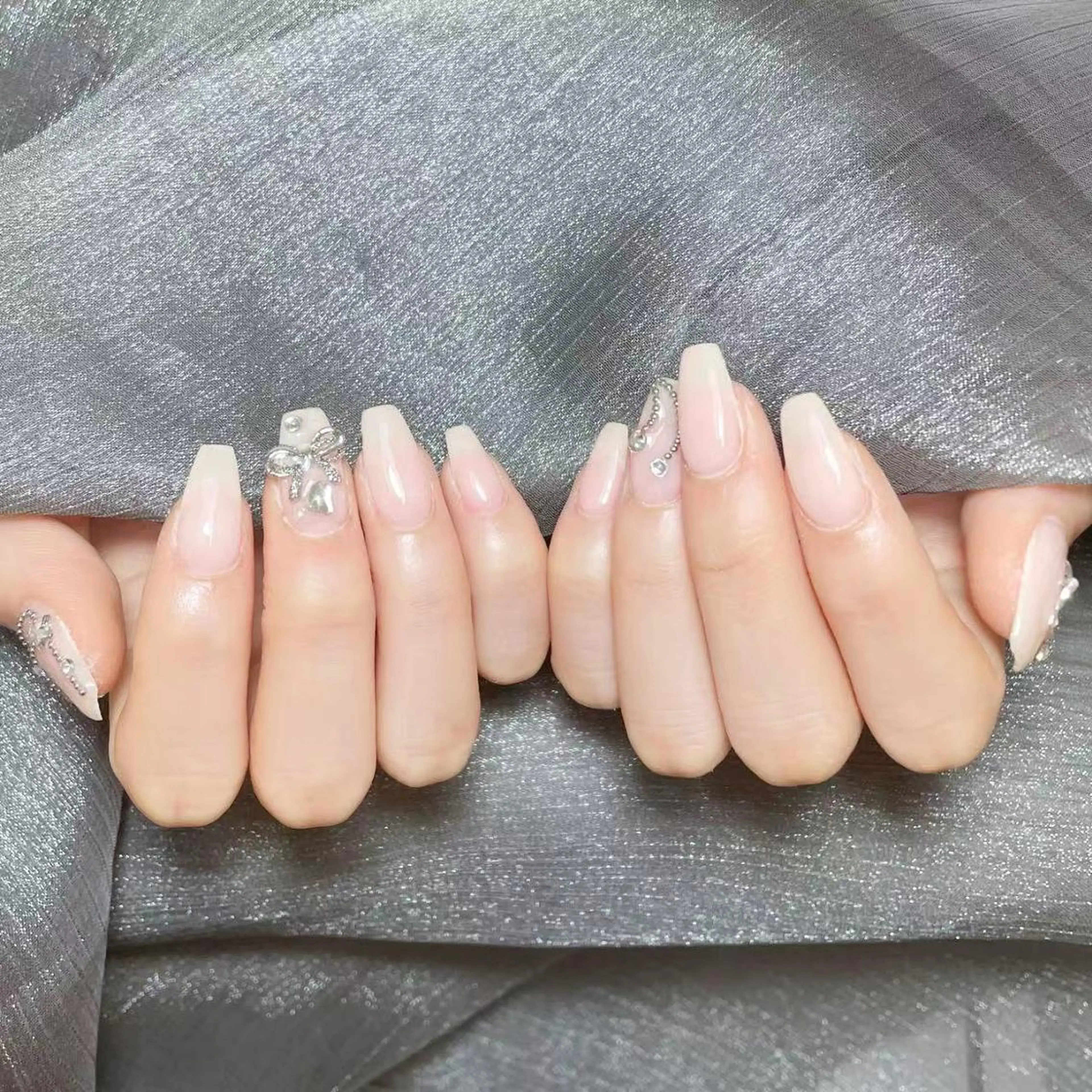 ネイル ハンドネイル ハンドケア DEMAIN- 🕊️のネイルデザイン