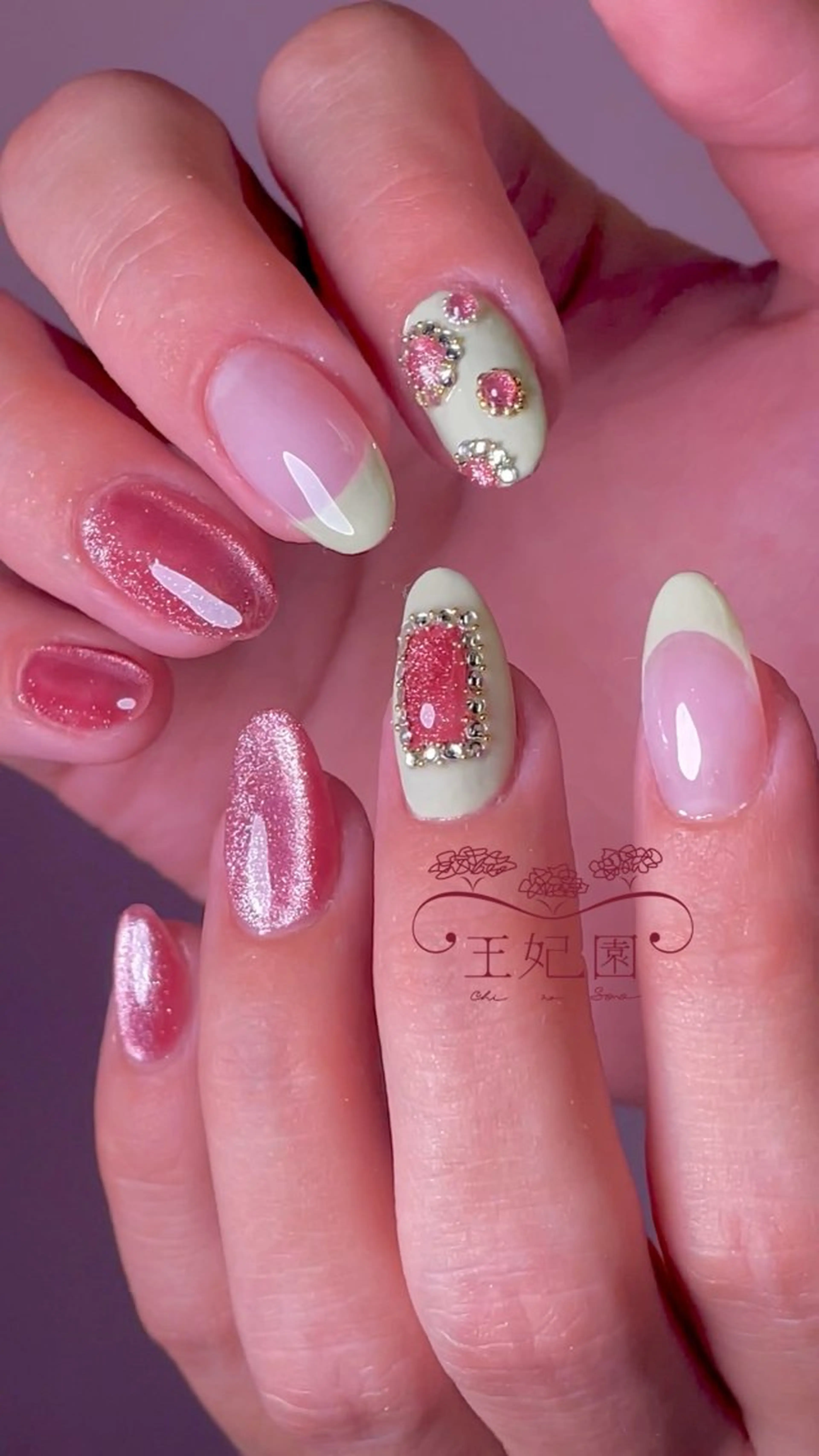 ネイル フレンチネイル マグネットネイル nail salon王妃の園所属・王妃の園 ohinosonoのネイルデザイン