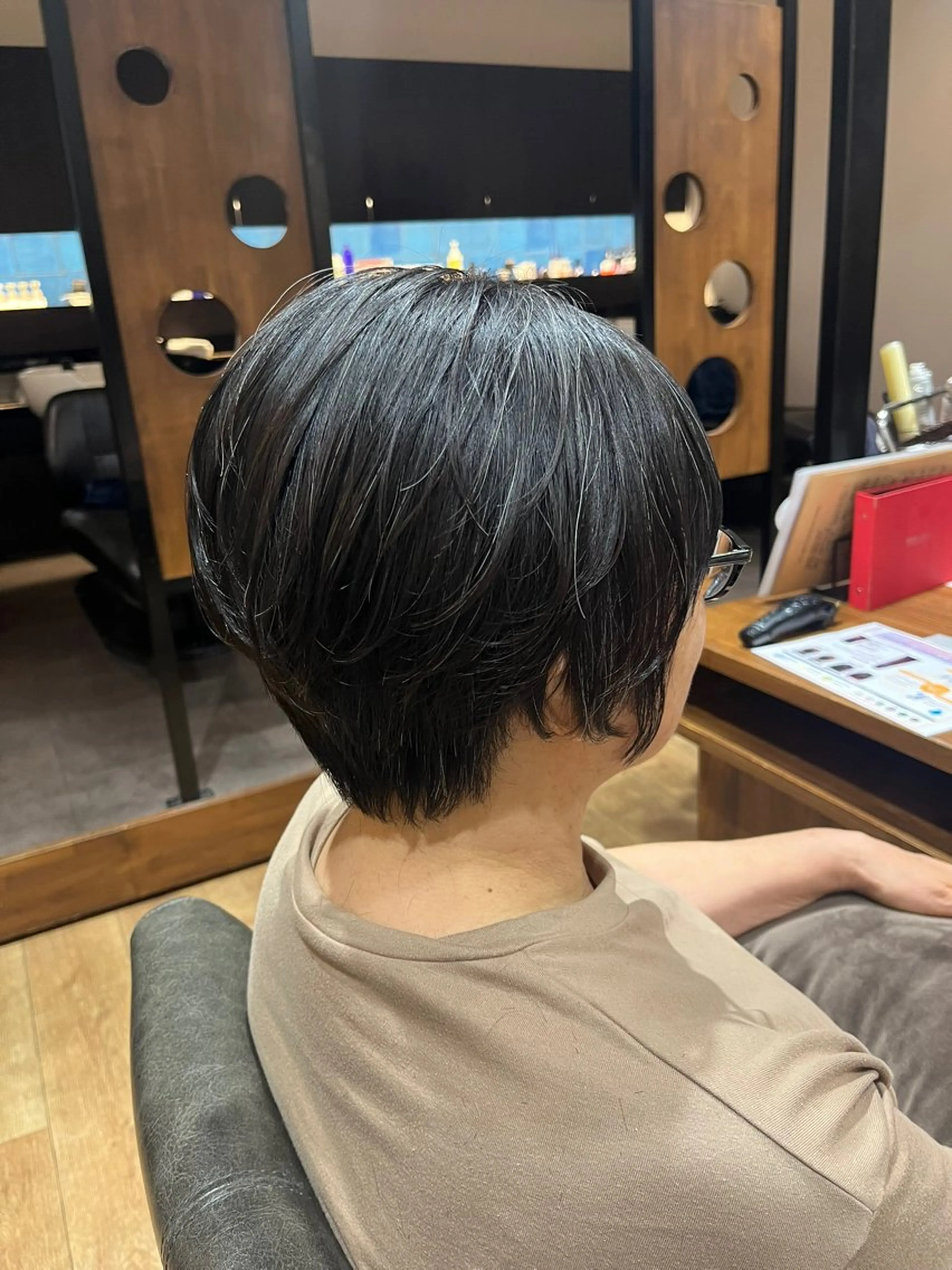 ショート カット 縮毛矯正 le jardin本厚木店所属・レイヤーカット✨️ Meiモデル募集中のヘアスタイル