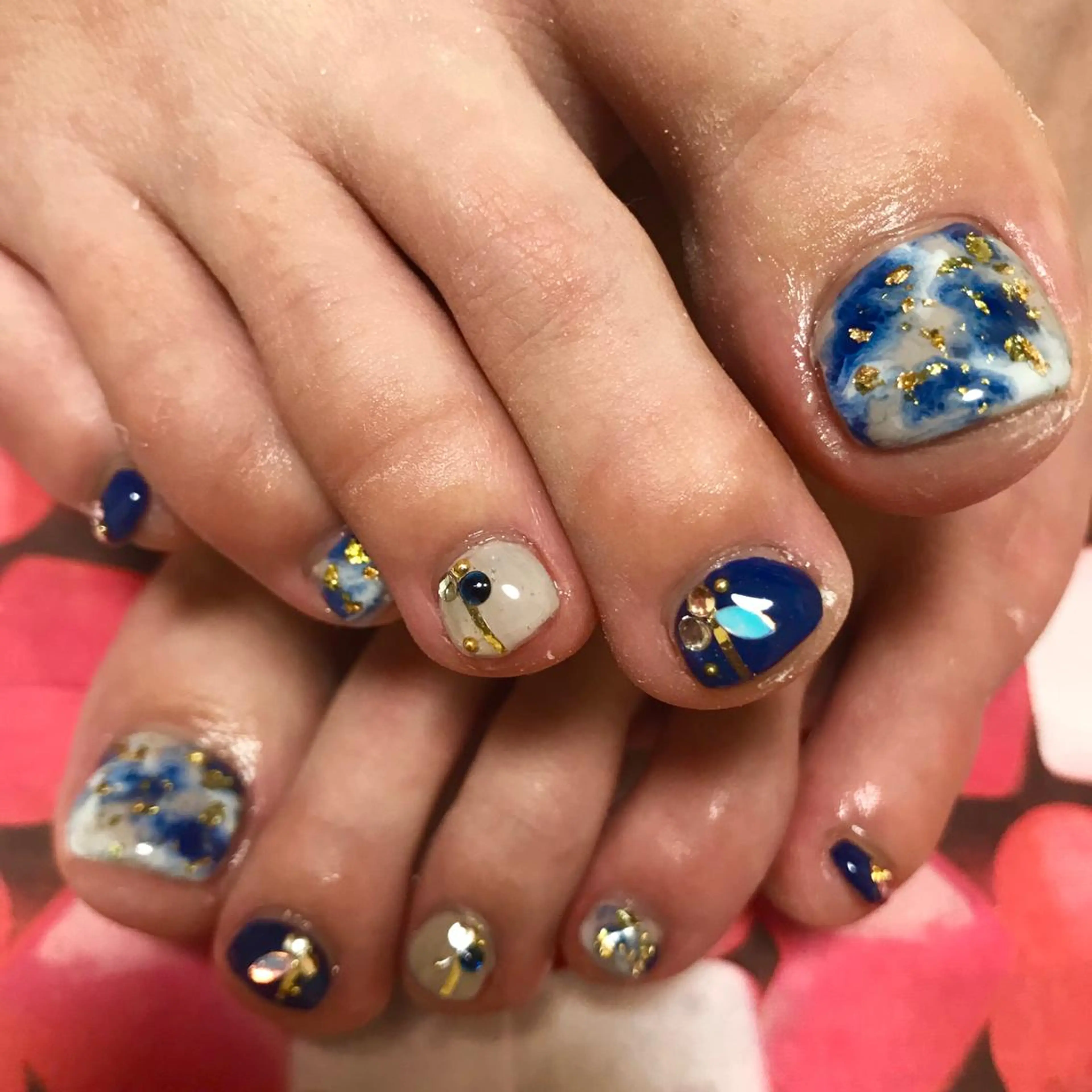 ネイル LOVEnail tomoのネイルデザイン