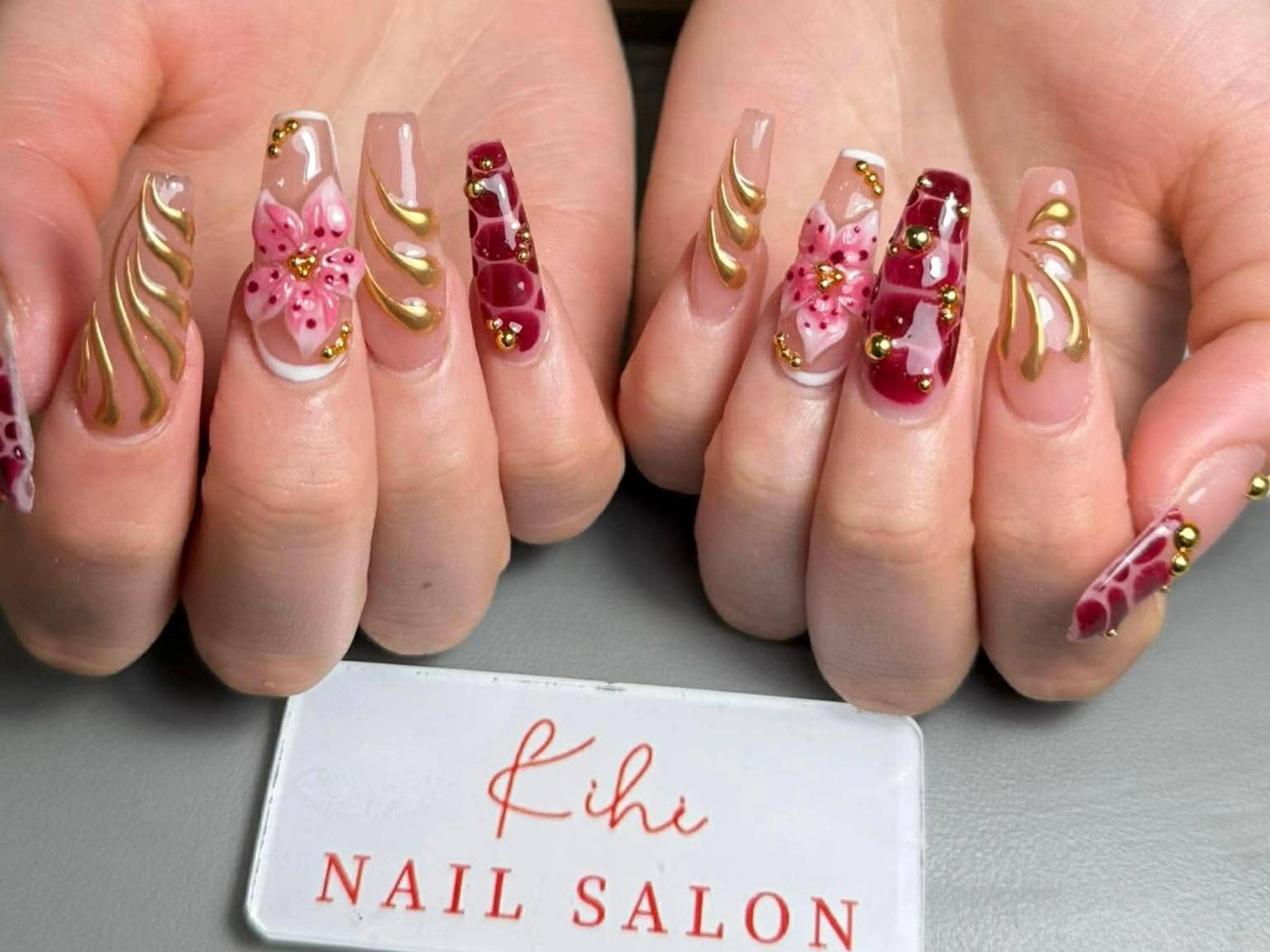 ネイル アートネイル フレンチネイル ジェルネイル グラデーション 韓国ネイル ハンドネイル ハンドケア さくら💮💮 【オフ無料】のネイルデザイン