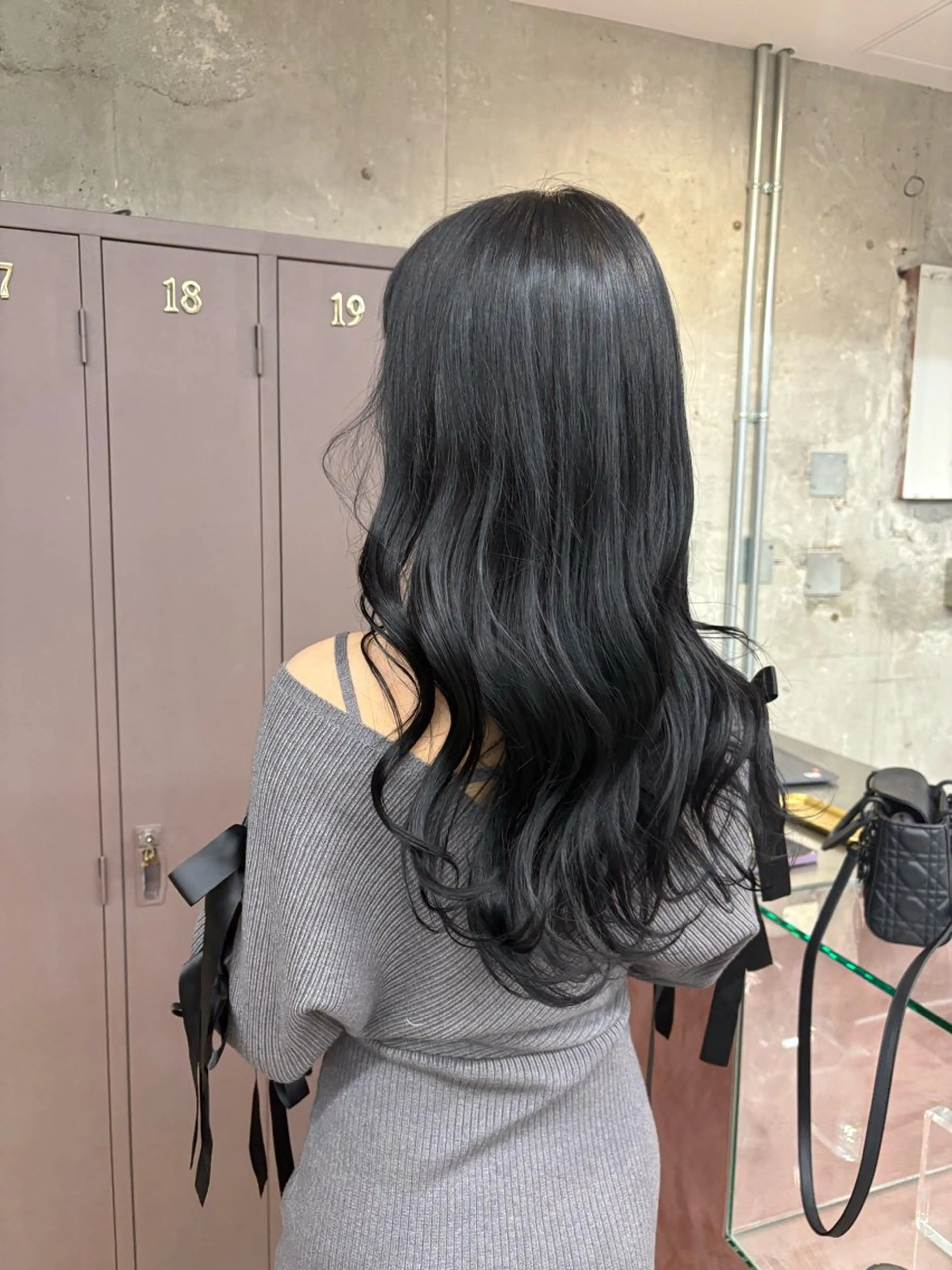 ロング カラー 松井ゆら/ 酸性ストレート/暖色のヘアスタイル