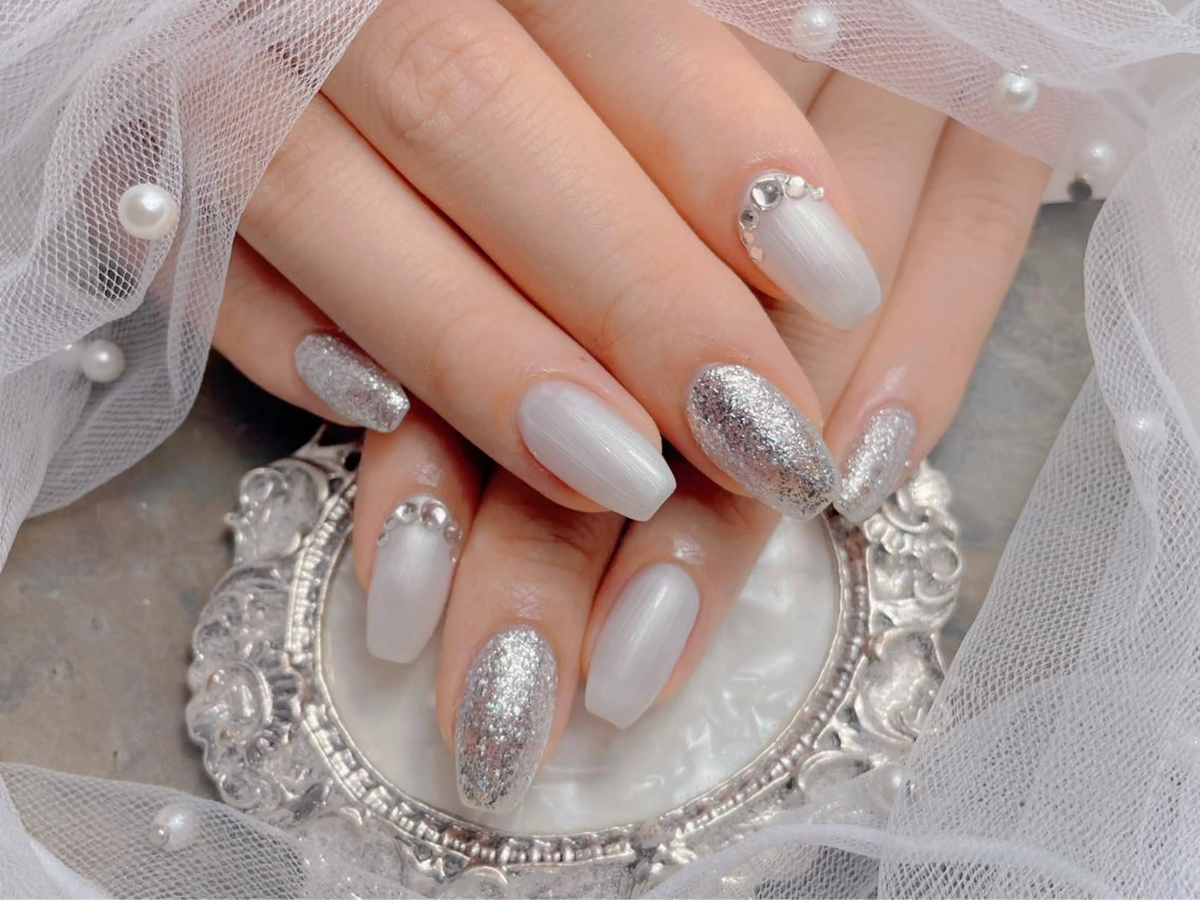 ネイル ハンドネイル マジックミラー所属・マジック ミラーのネイルデザイン