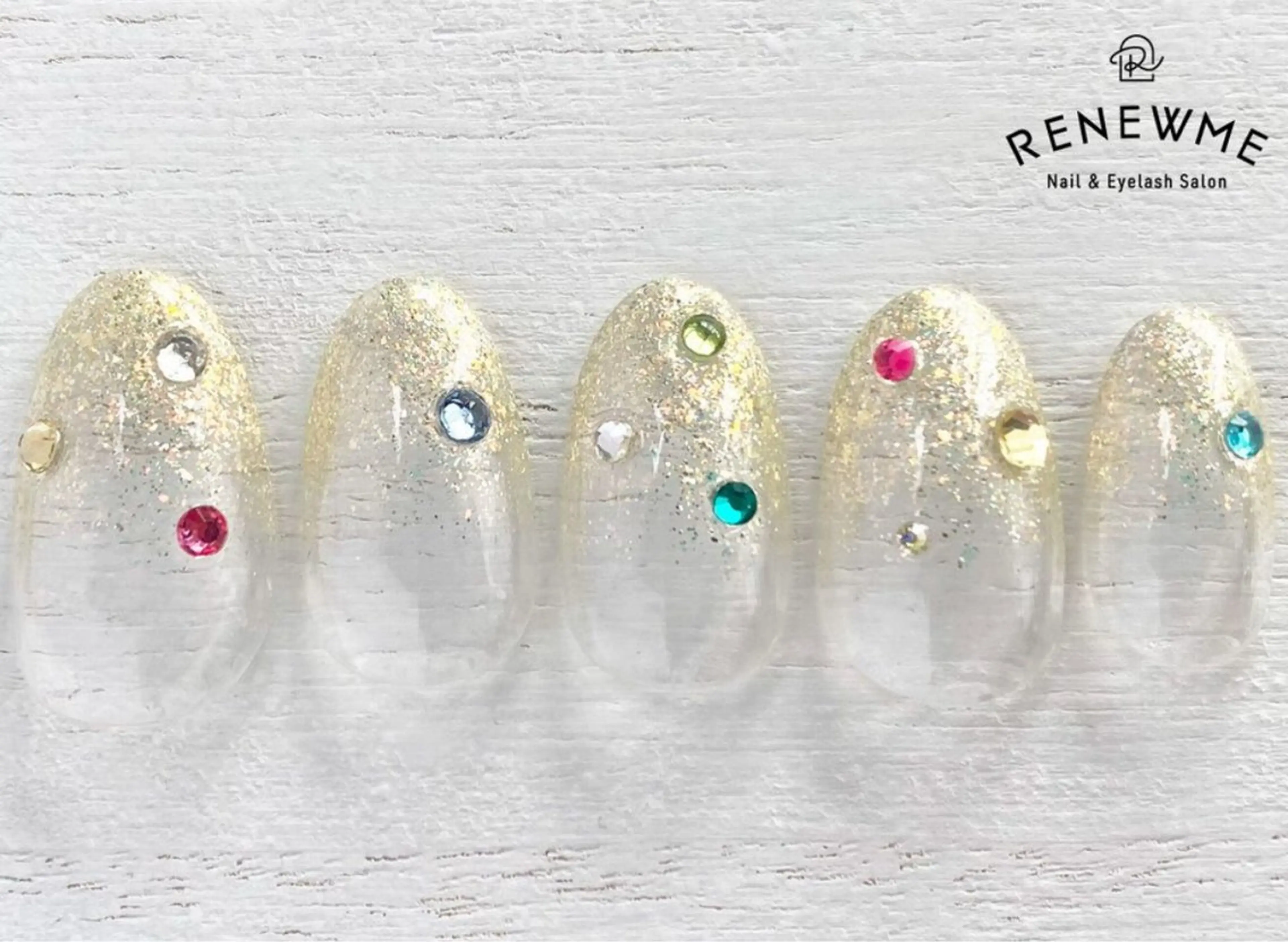 ネイル レニューム祖師ヶ谷大蔵店所属・RENEWME Senaのネイルデザイン