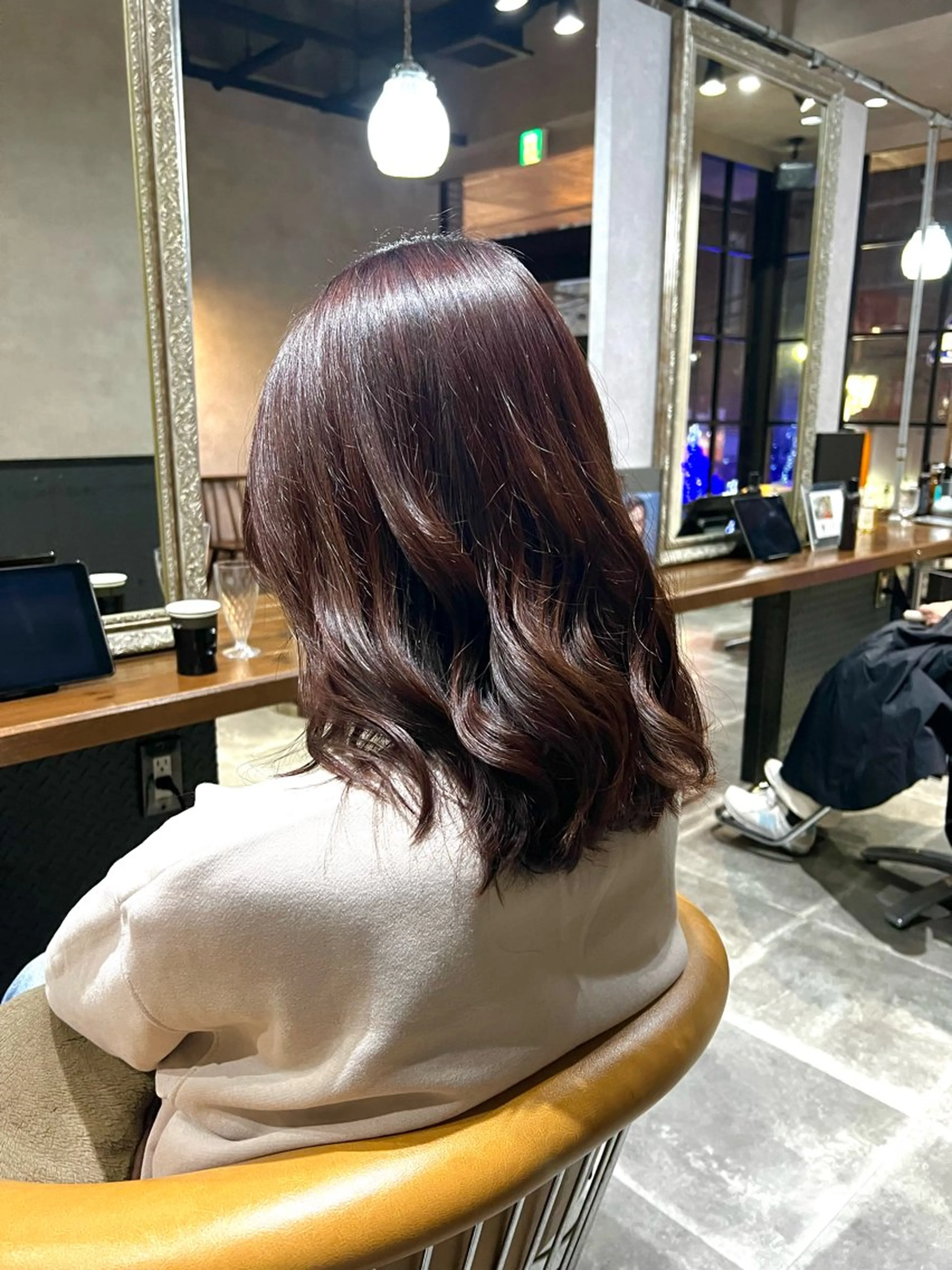 ミディアム ピンクブラウン enx / yumaのヘアスタイル