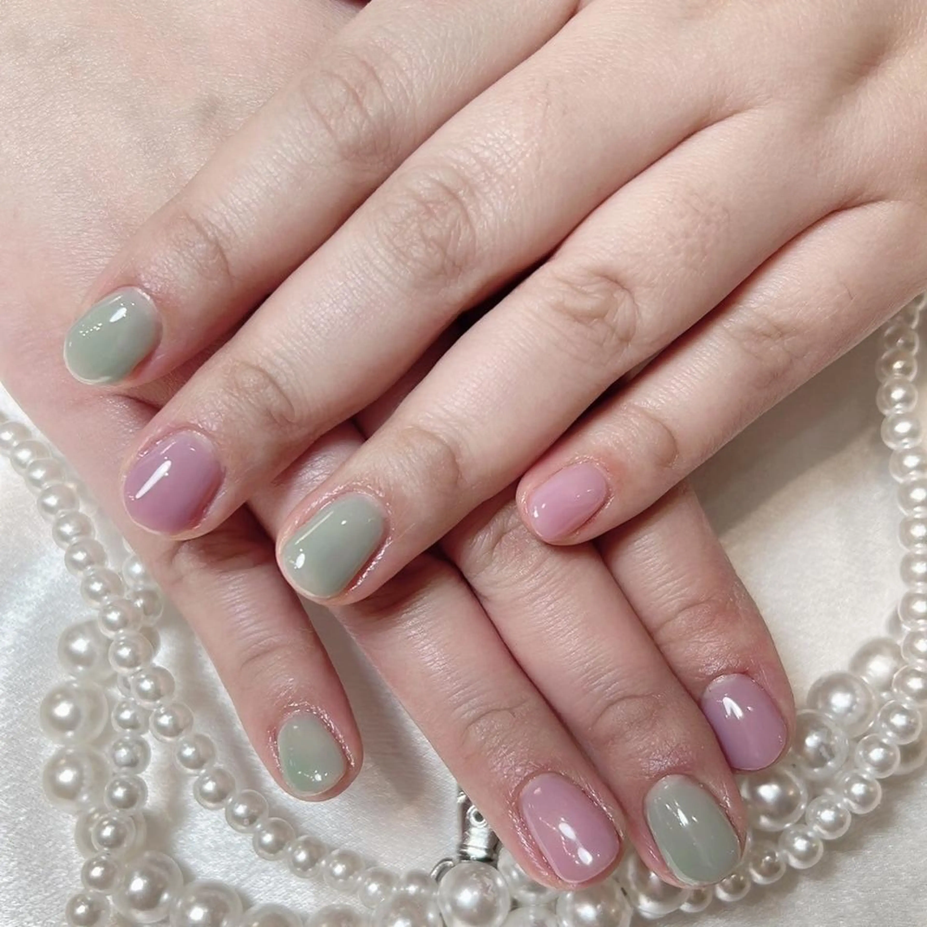 ネイル RAFFINE 月🦋🩵のネイルデザイン