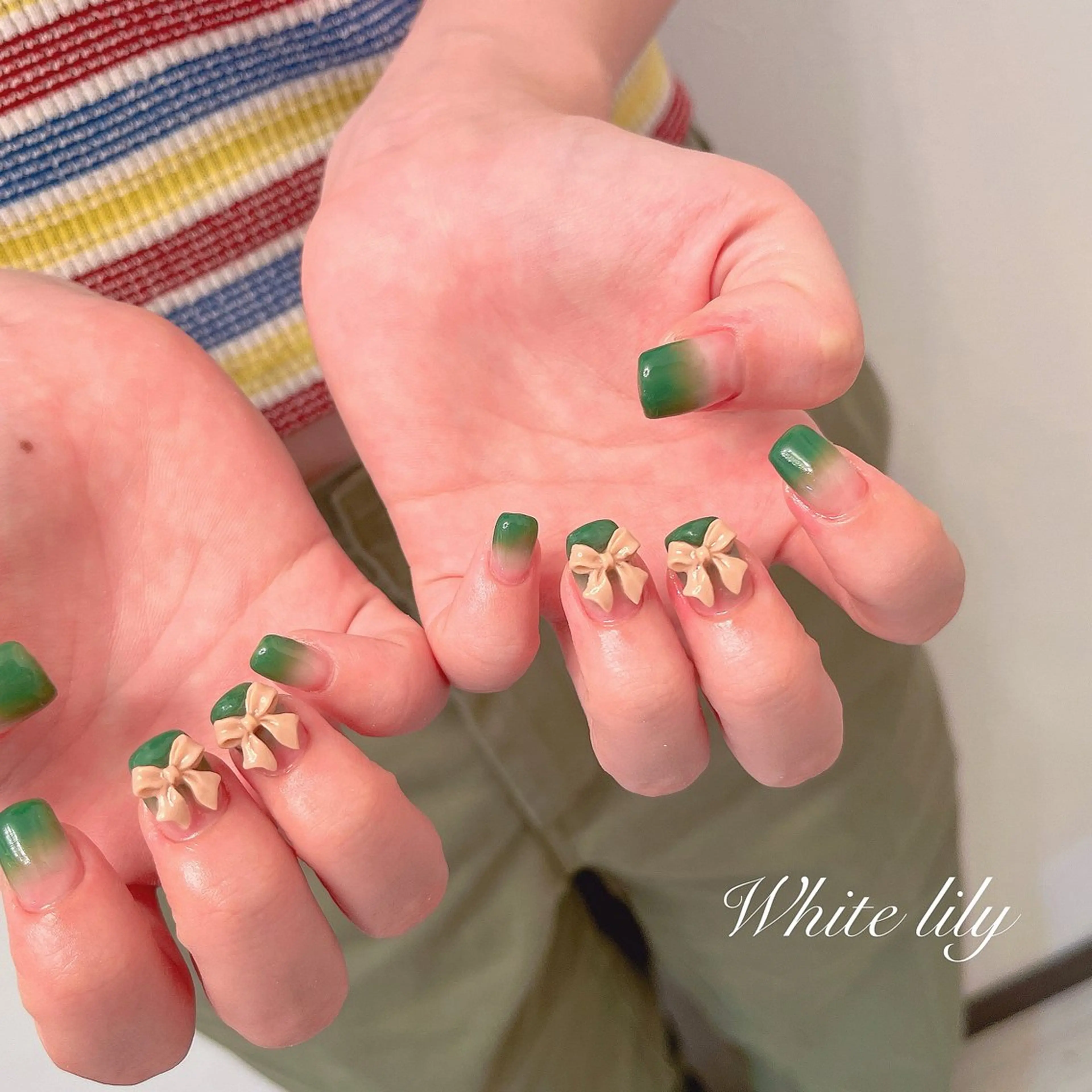 ネイル ハンドネイル White lily所属・牧田 雅世のネイルデザイン