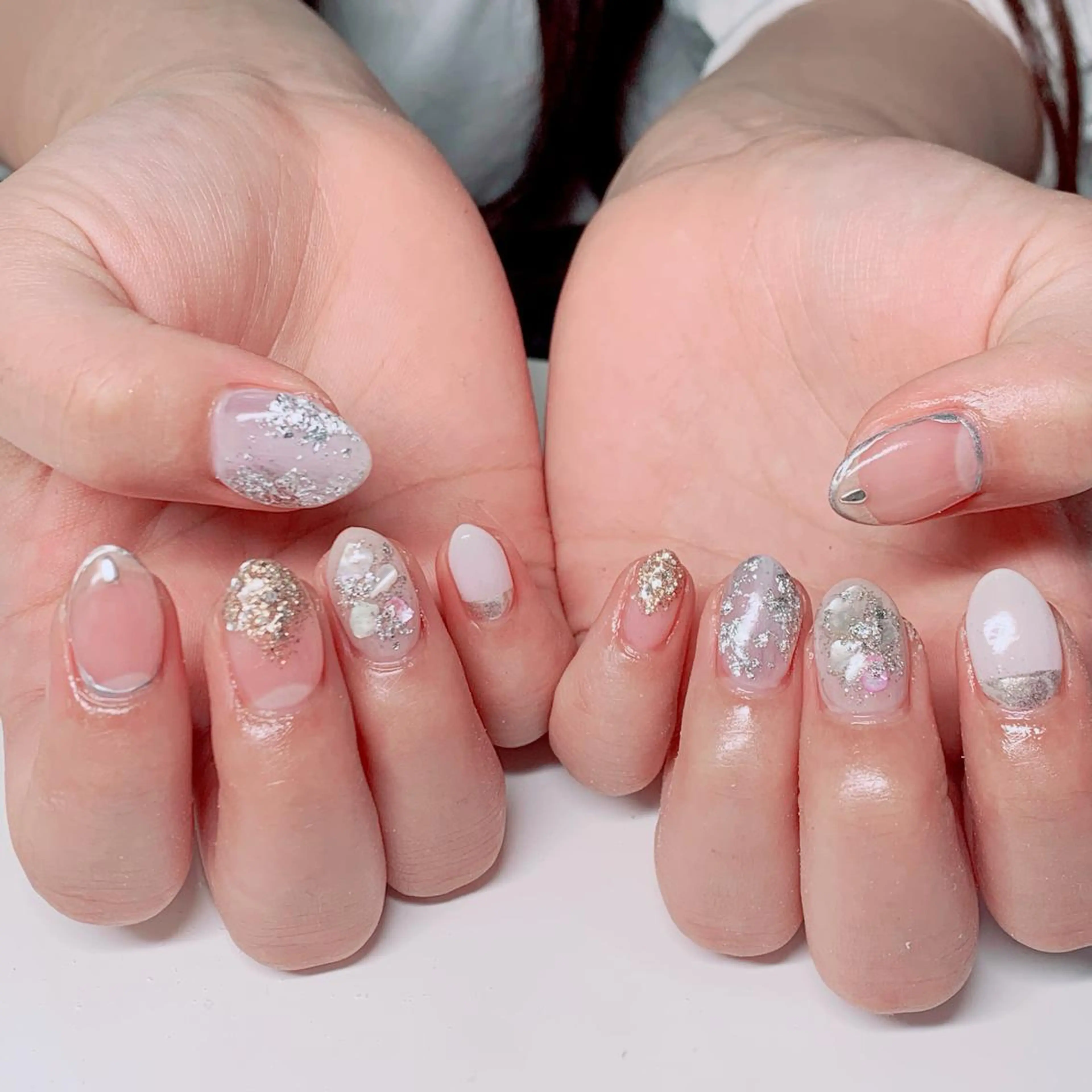 ネイル 【カメレオン】 上村 祥子のヘアスタイル