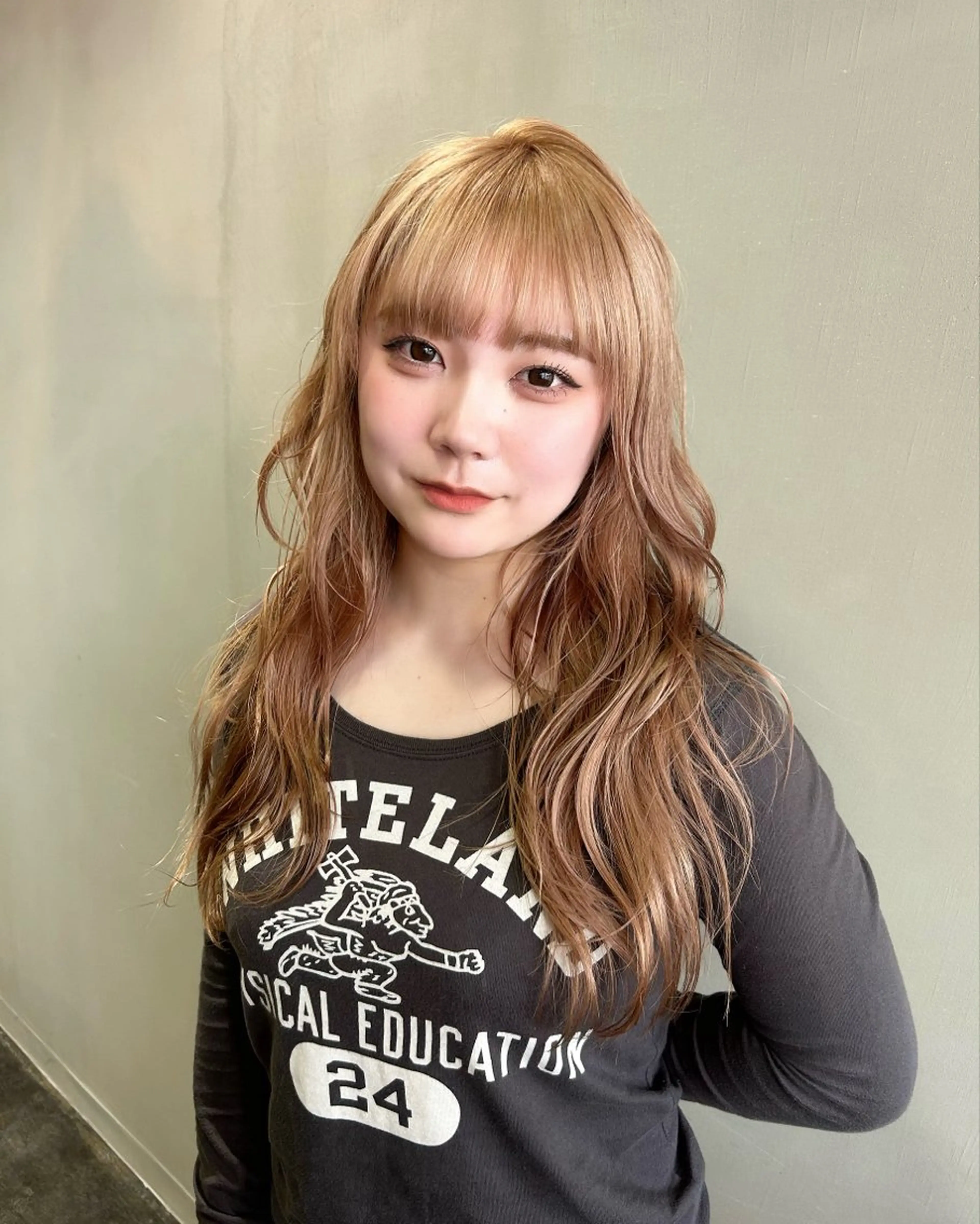 ロング カット ヘアカラー トリートメント L STUDIO所属・ハイトーン/ブリーチ 🧁soraのヘアスタイル