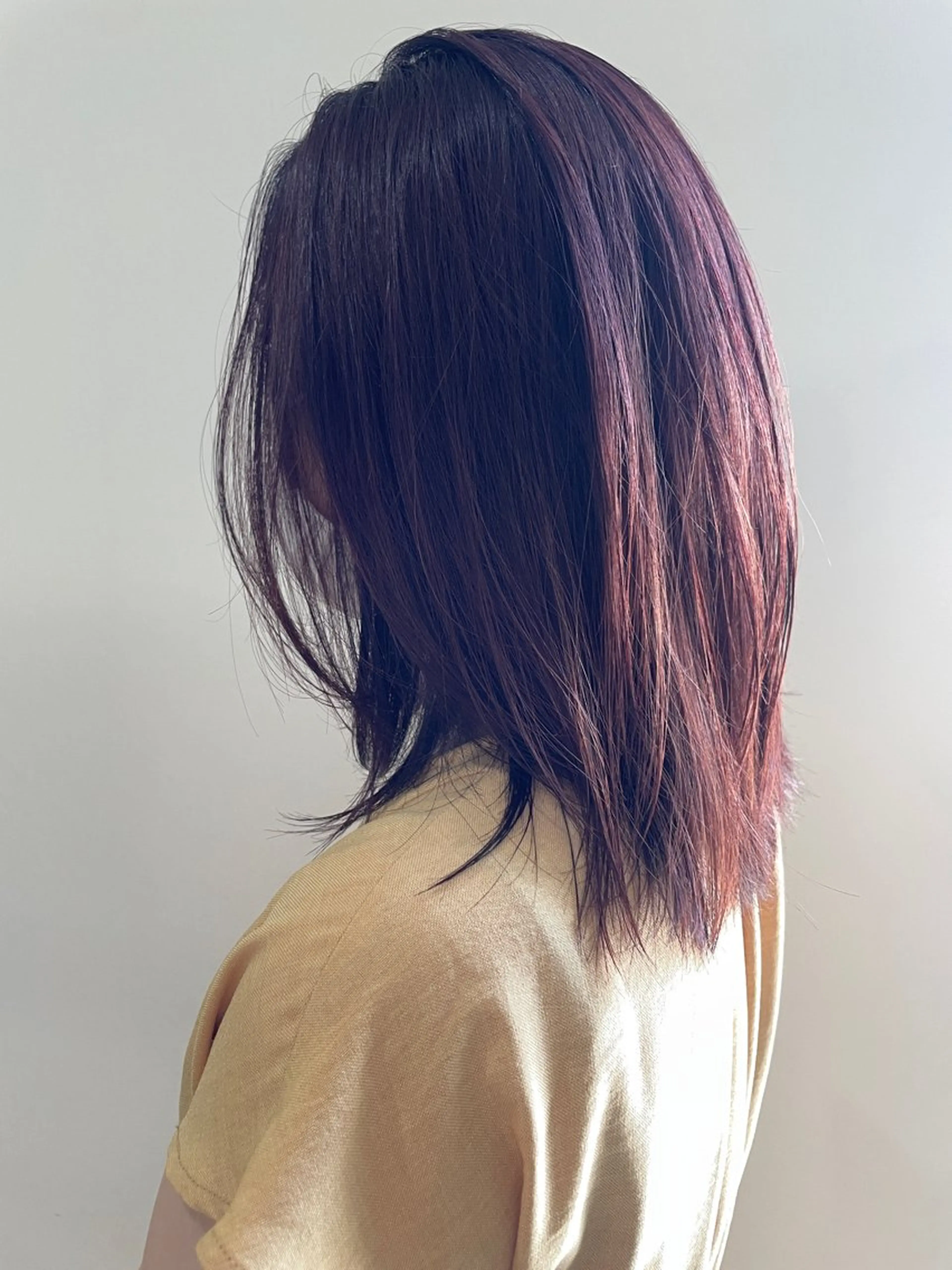 ミディアム 三浦 瑠璃のヘアスタイル