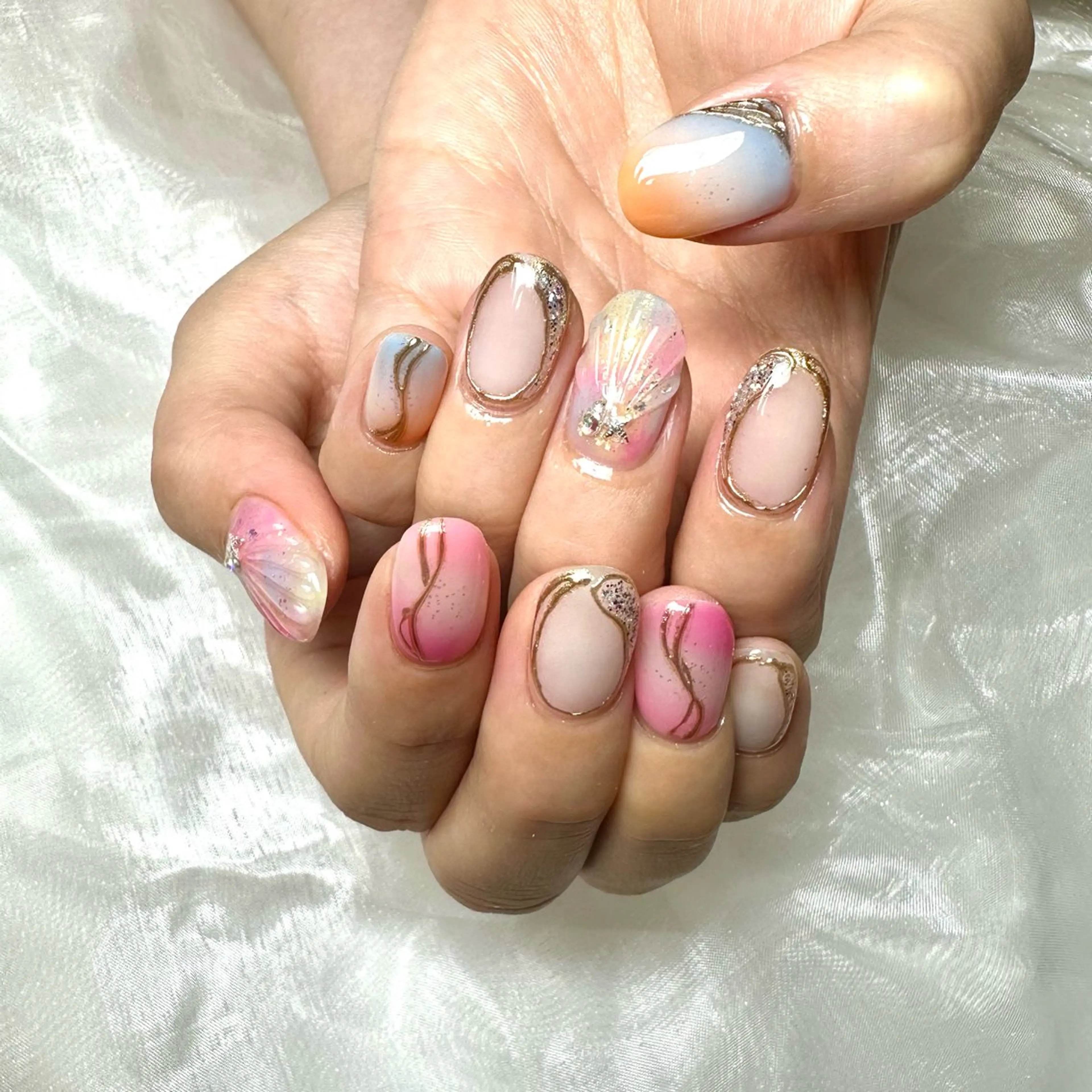 ネイル Laugh nailsのネイルデザイン