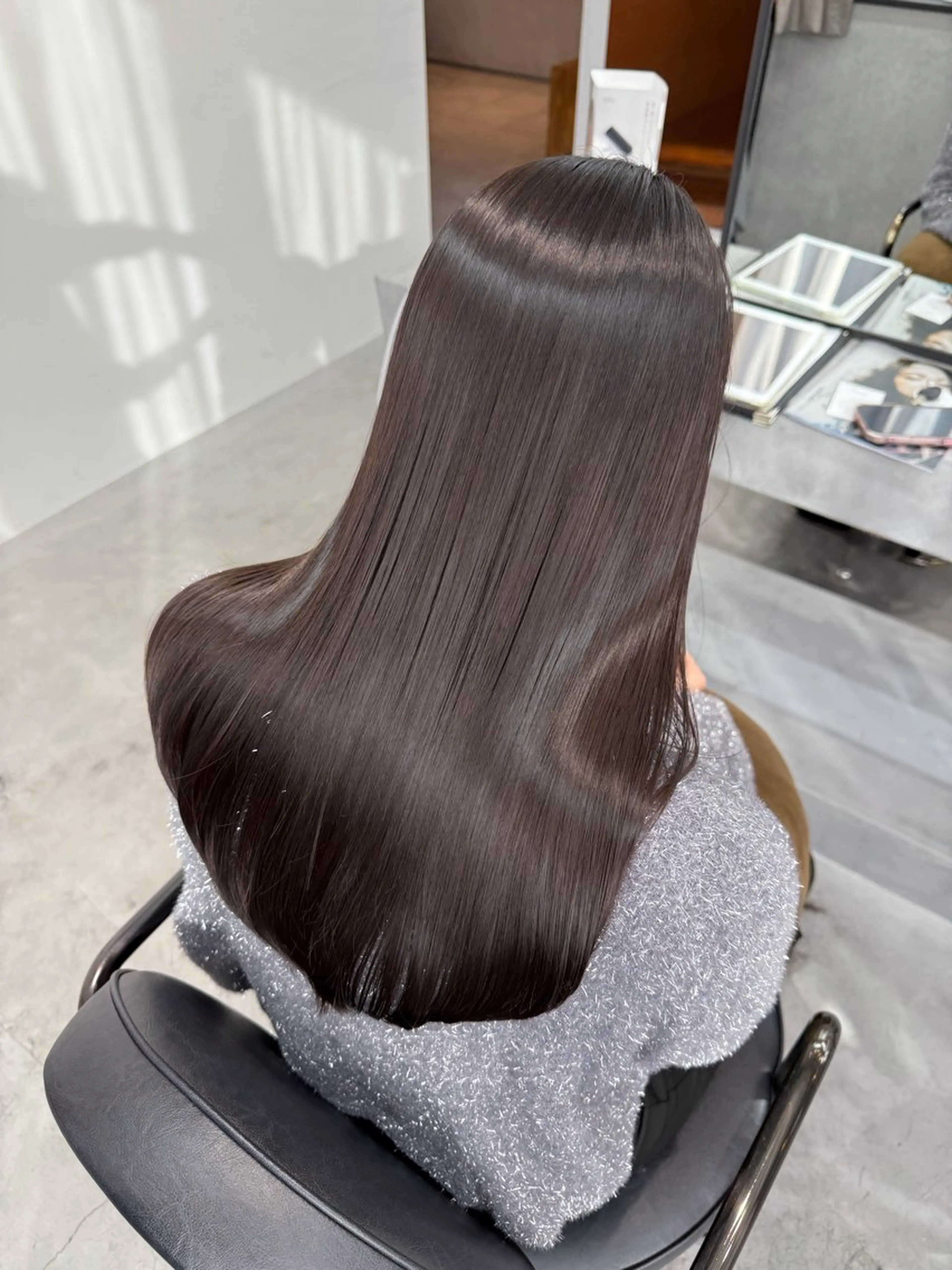 ロング カット トリートメント inity Esakaのヘアスタイル