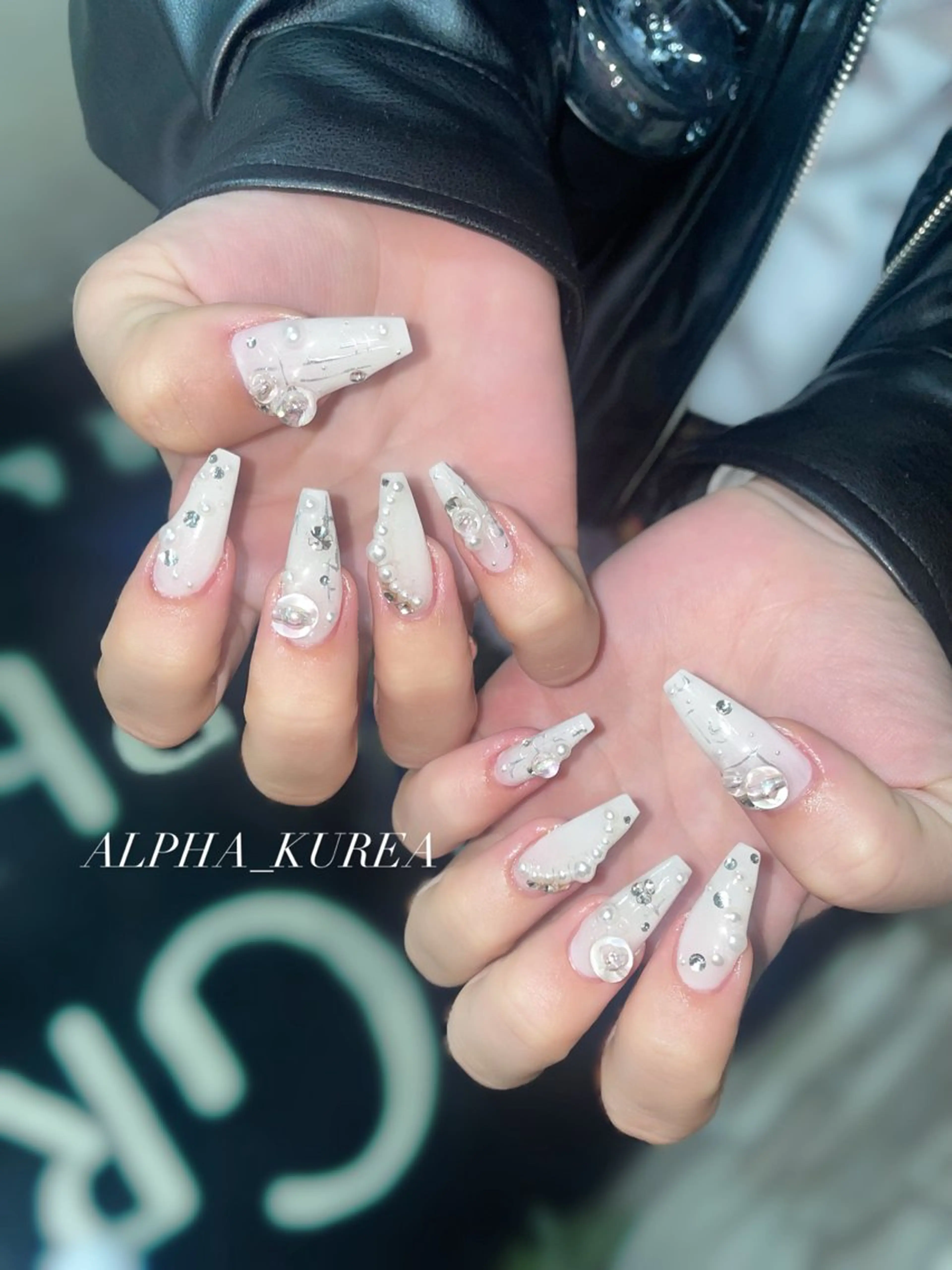 ネイル ハンドネイル ALPHA. KUREAのネイルデザイン