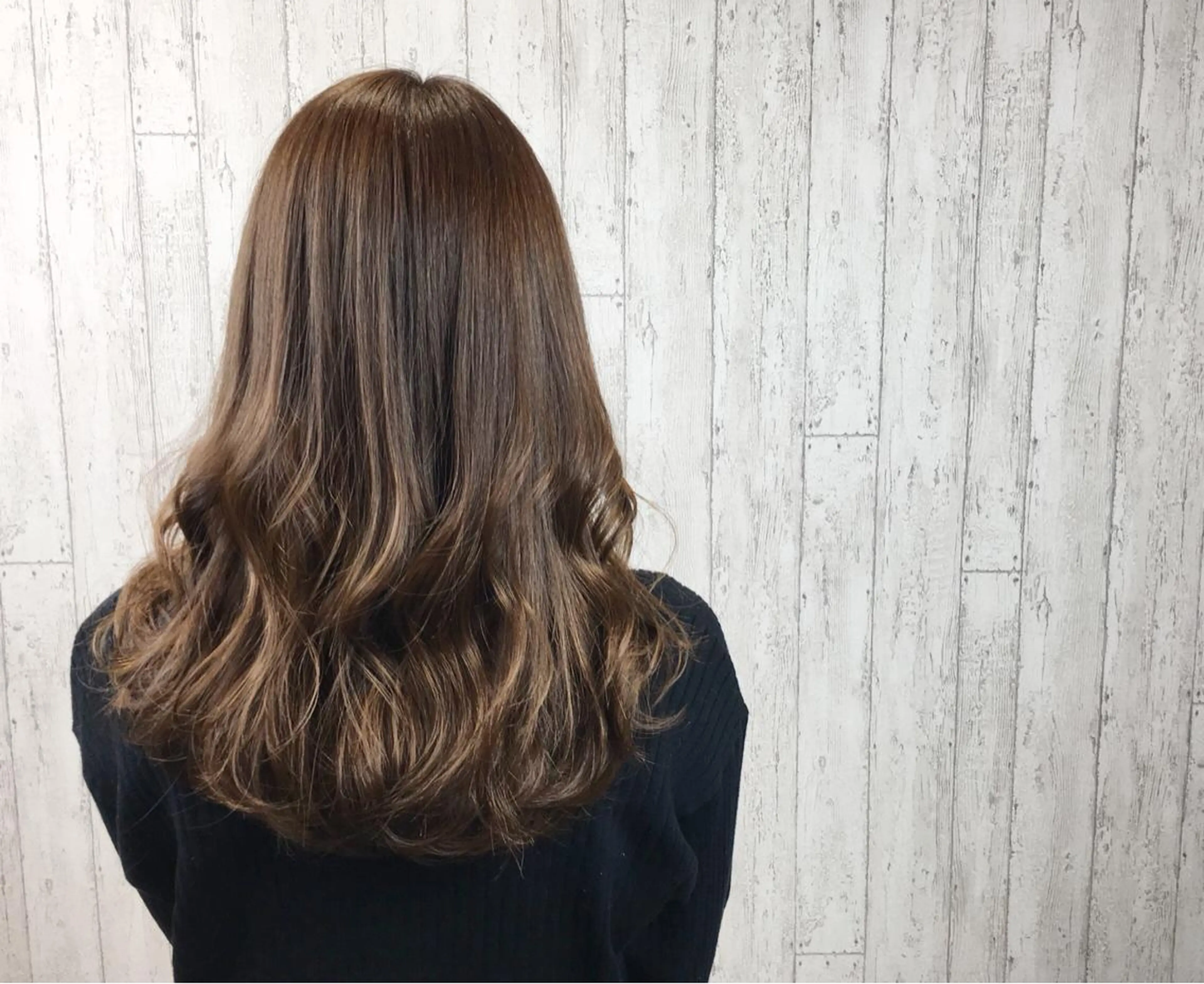 セミロング カラー アッシュ ラベンダーカラー ラベンダーアッシュ ヘアカラー トリートメント カット／メンズカット 藤田麻衣のヘアスタイル