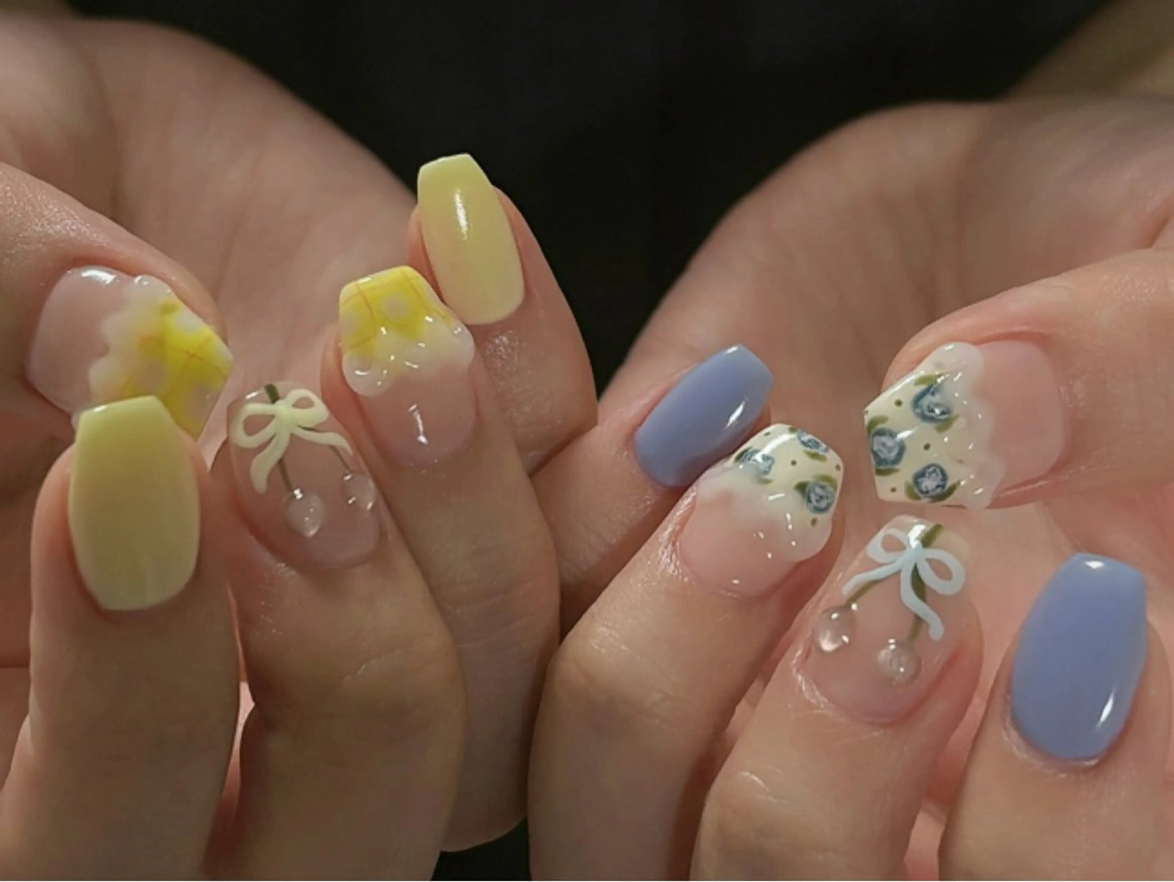 ネイル ハンドネイル Protea きぬがわ らむのネイルデザイン