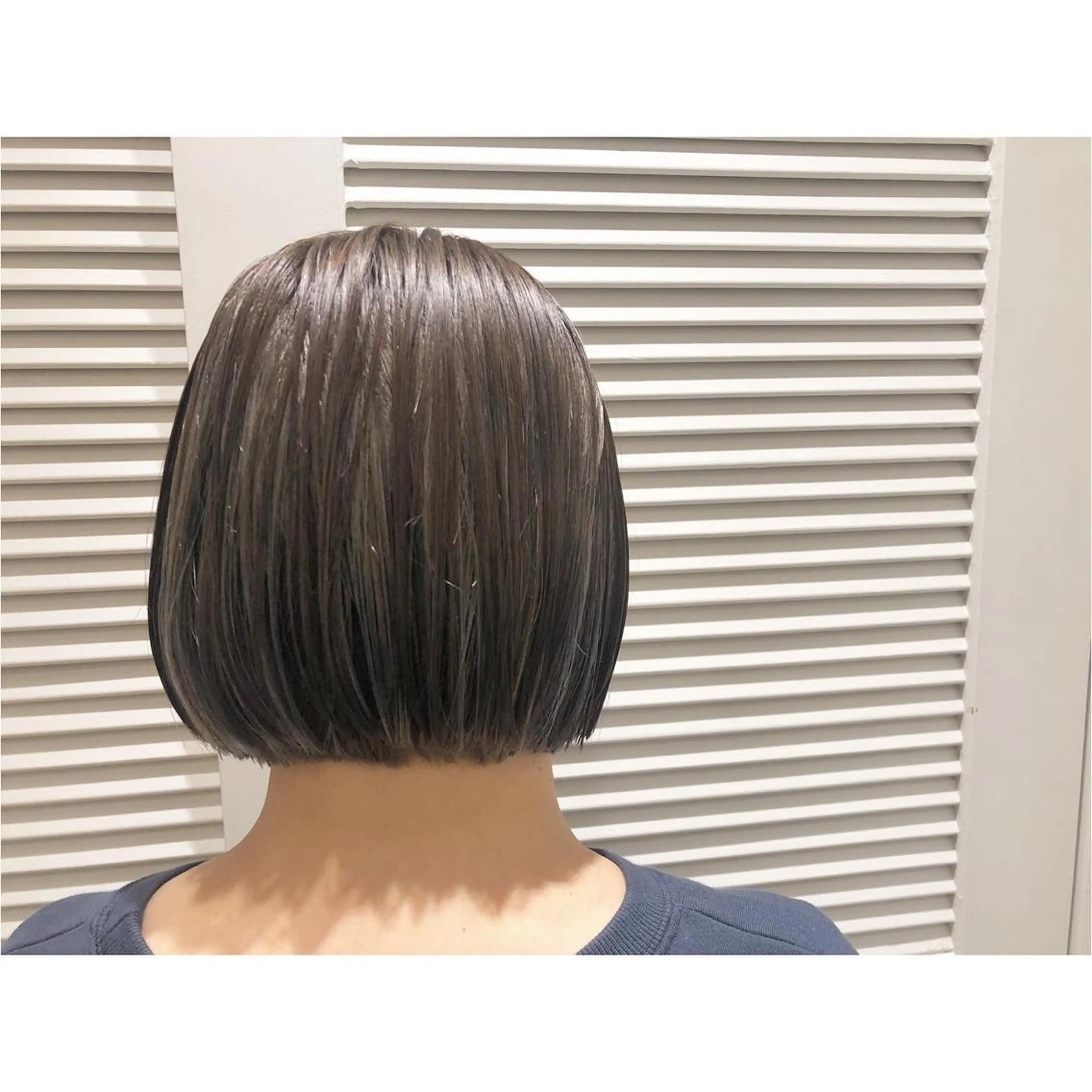 ショート カラー kawabe maikoのヘアスタイル