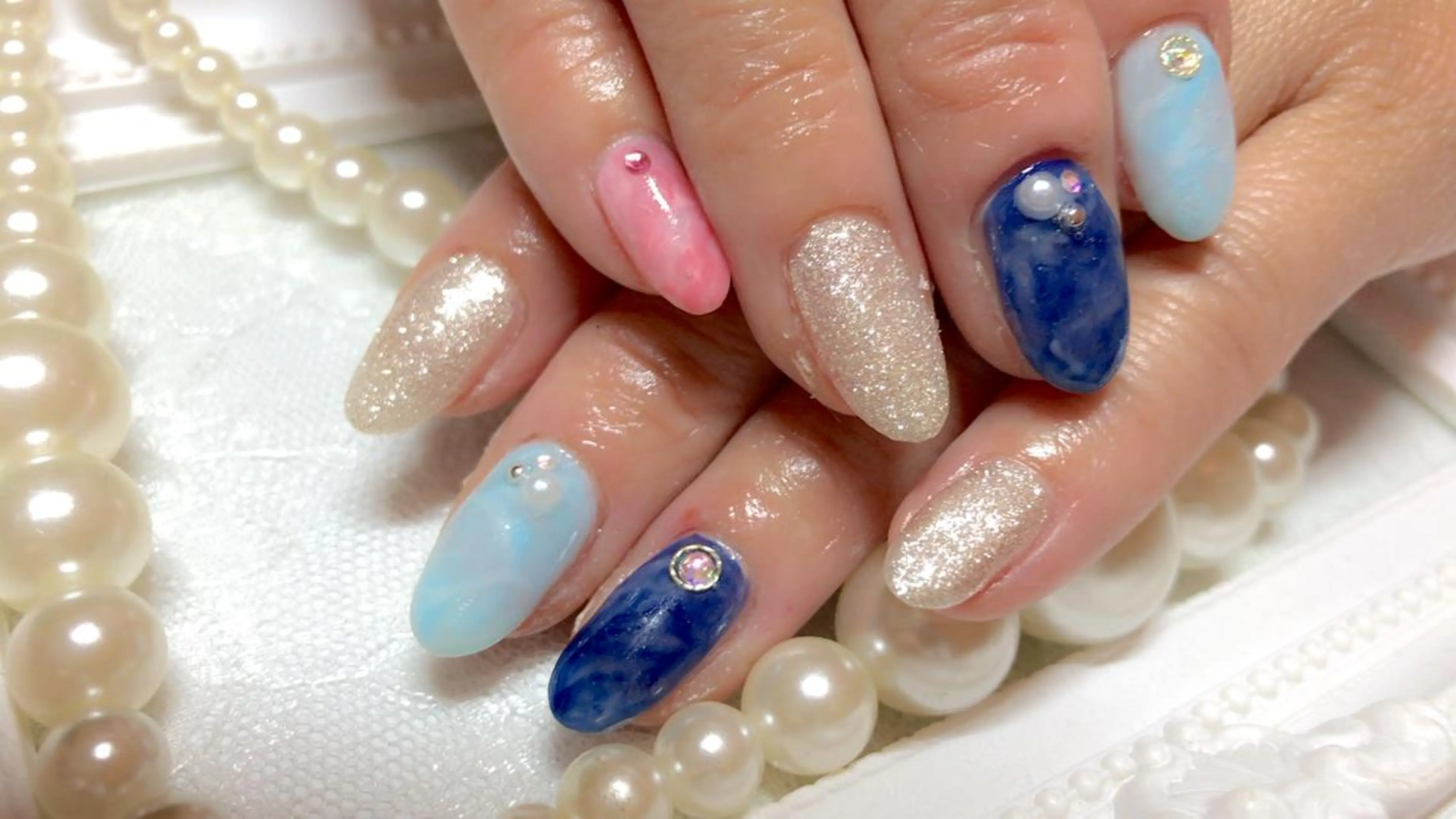ネイル ブルー ハンドネイル Nail &Beauty Salon ☆Kirari☆所属・ビューティサロン ☆Kirari☆のネイルデザイン
