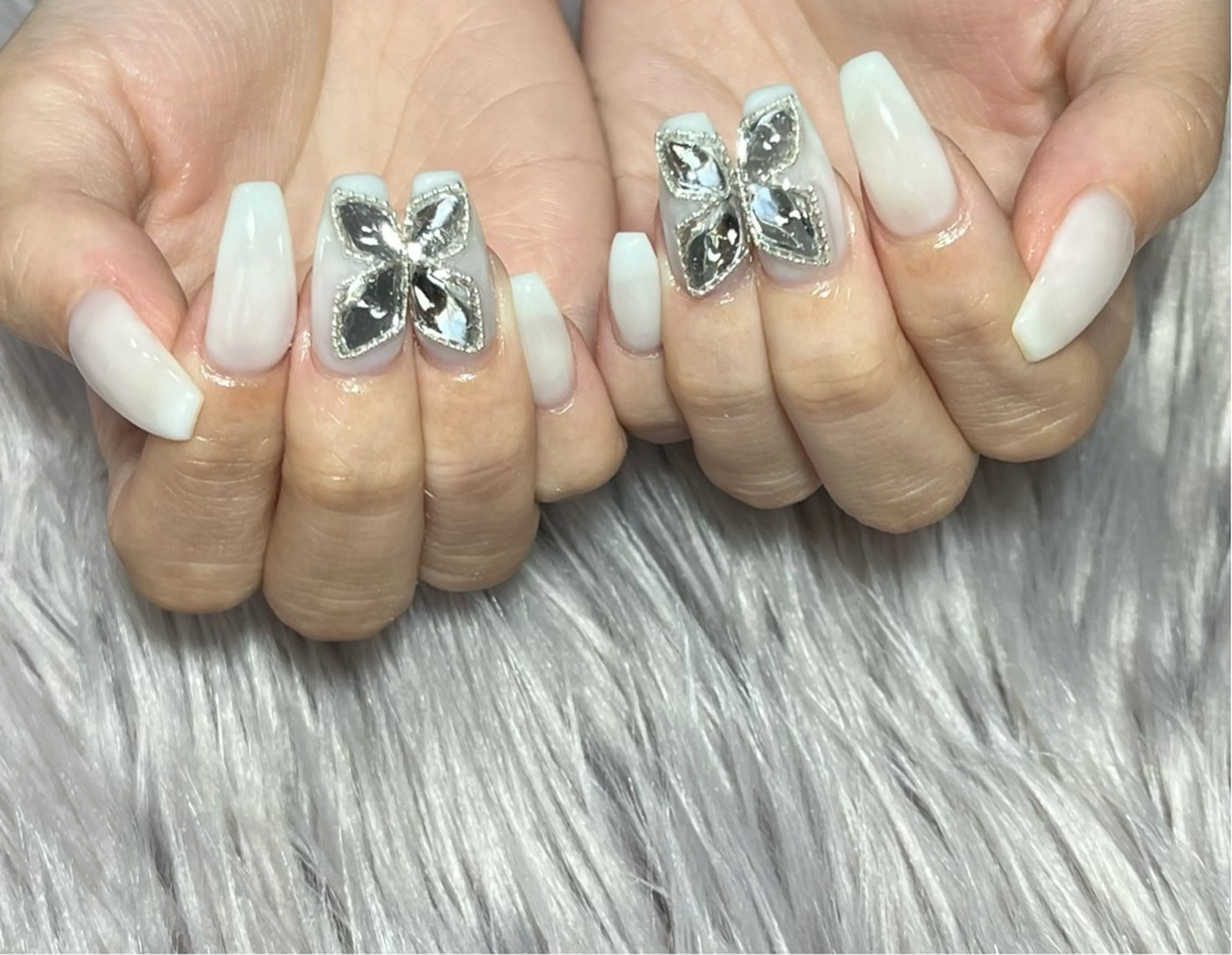 ネイル R yukiのネイルデザイン