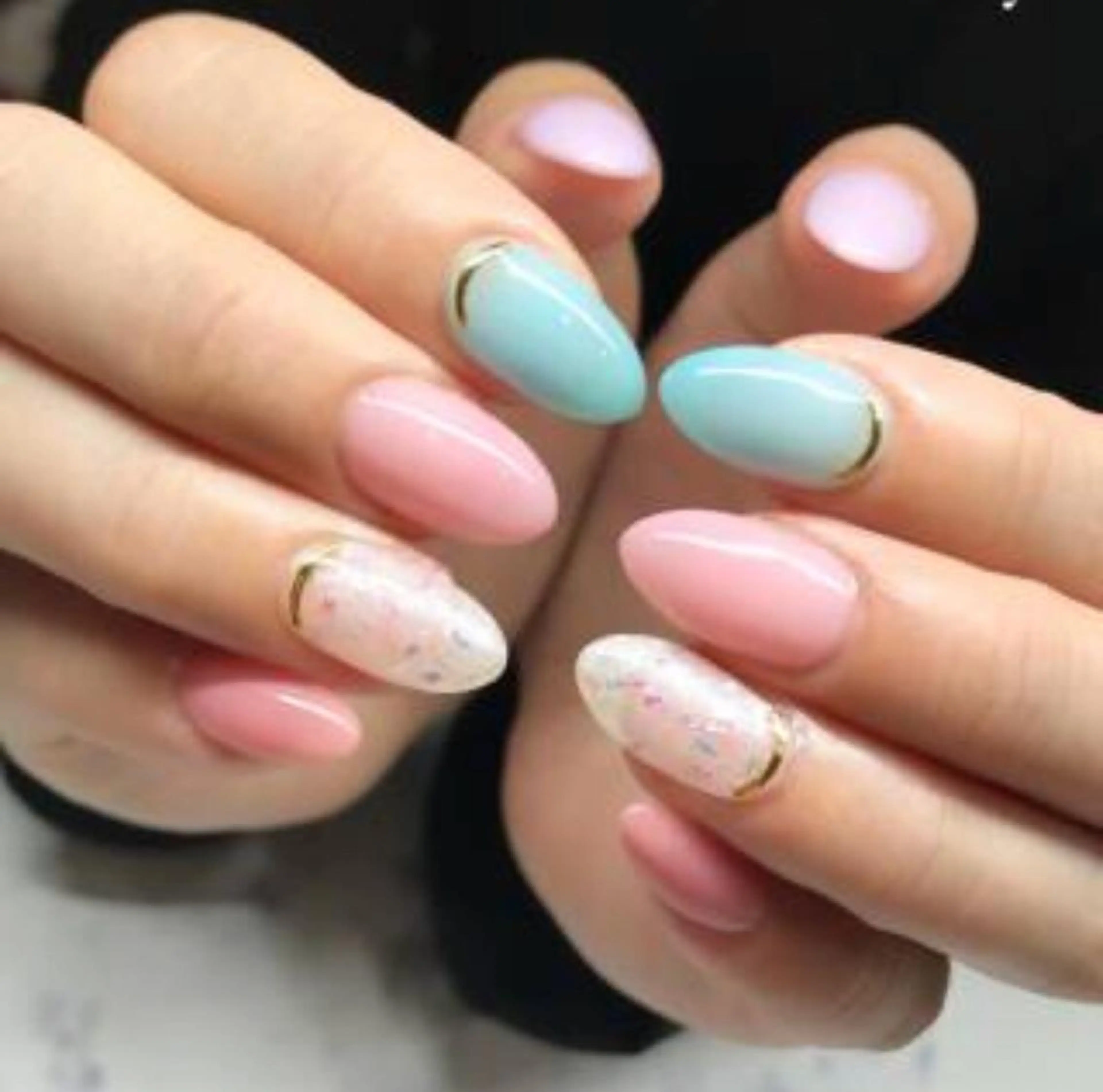 ネイル ハンドネイル ゲン レイカのネイルデザイン