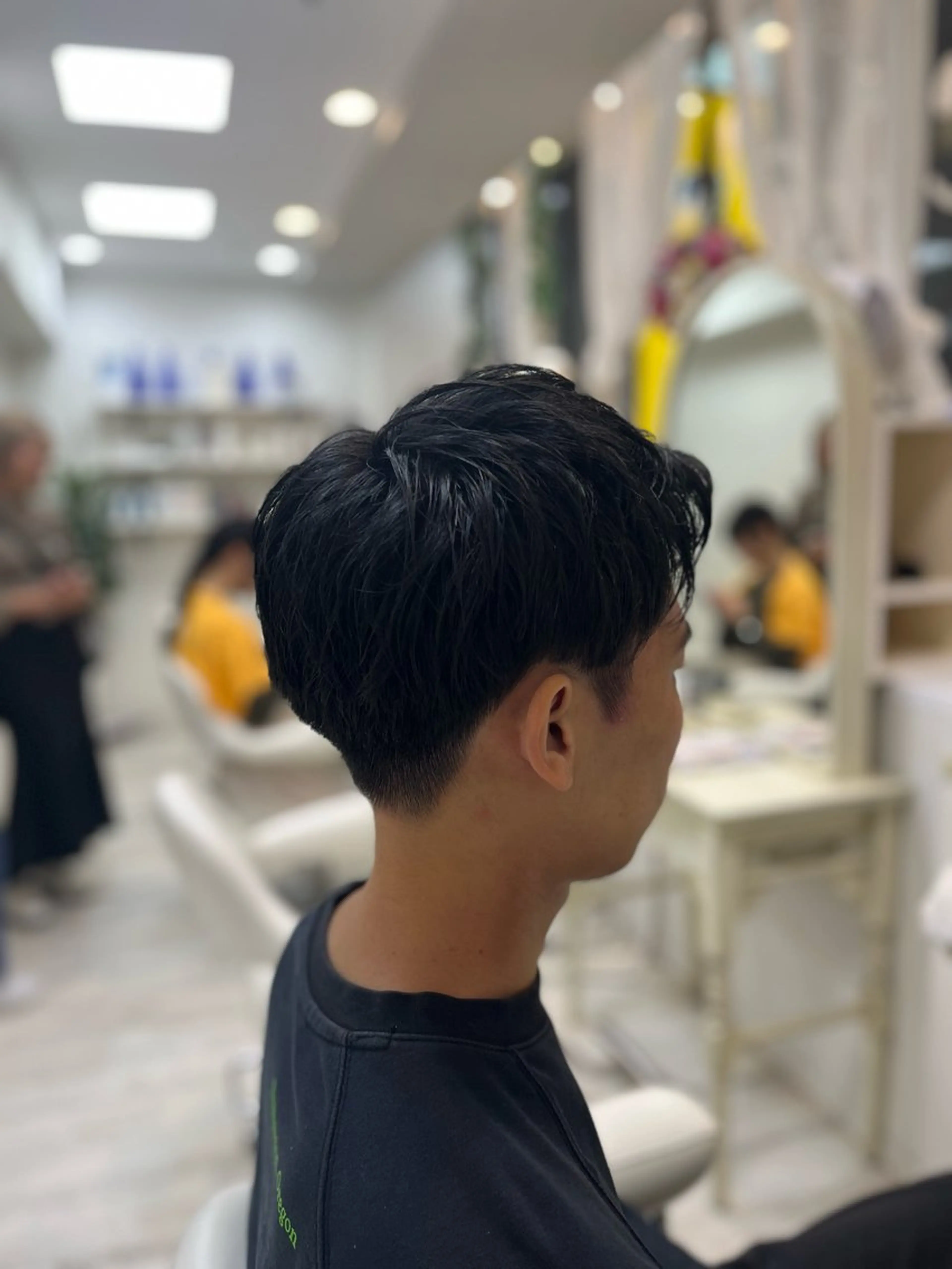 メンズ 岡崎 嶺のヘアスタイル