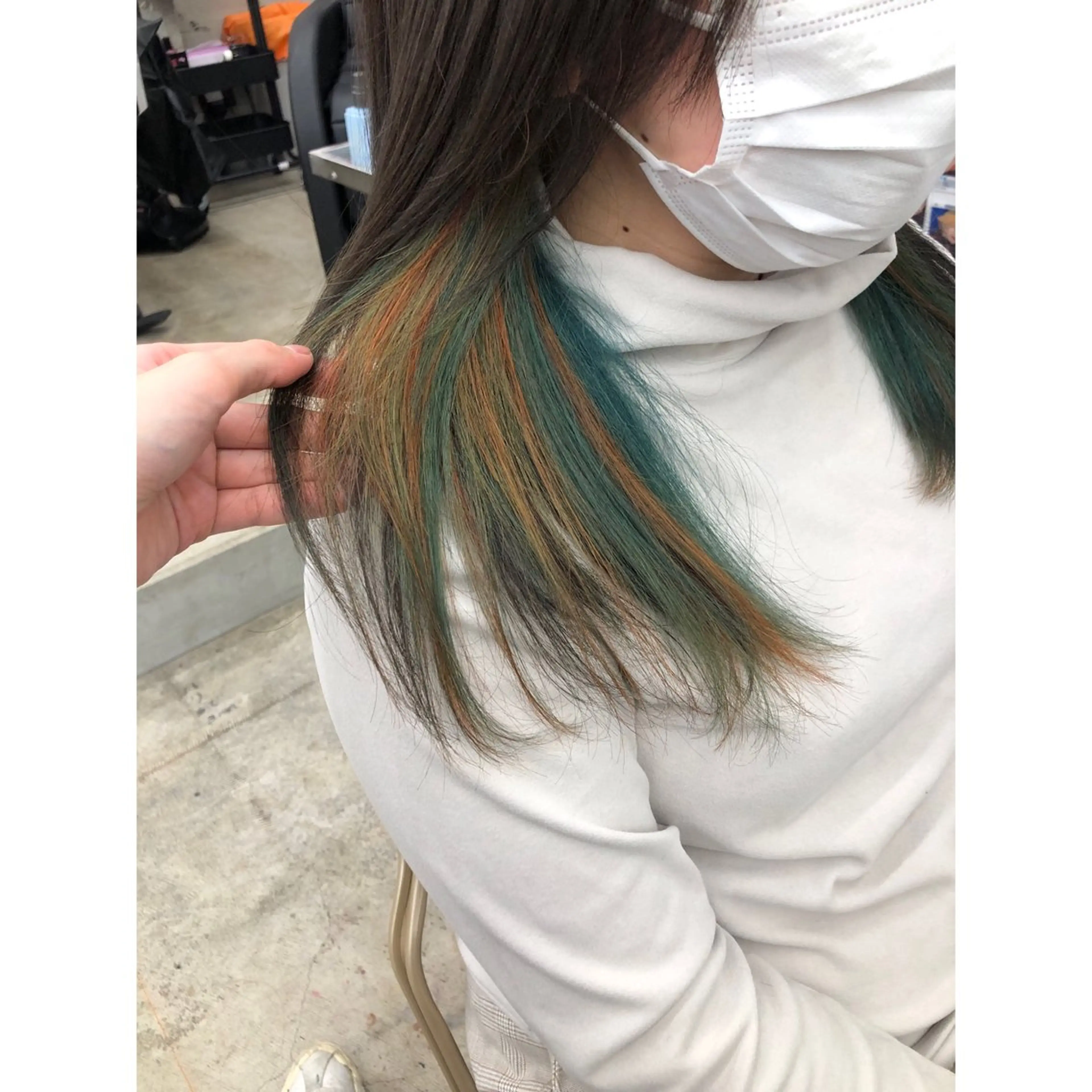 ミディアム カラー オレンジ 推しカラー✨ オタク美容師ユウカのヘアスタイル