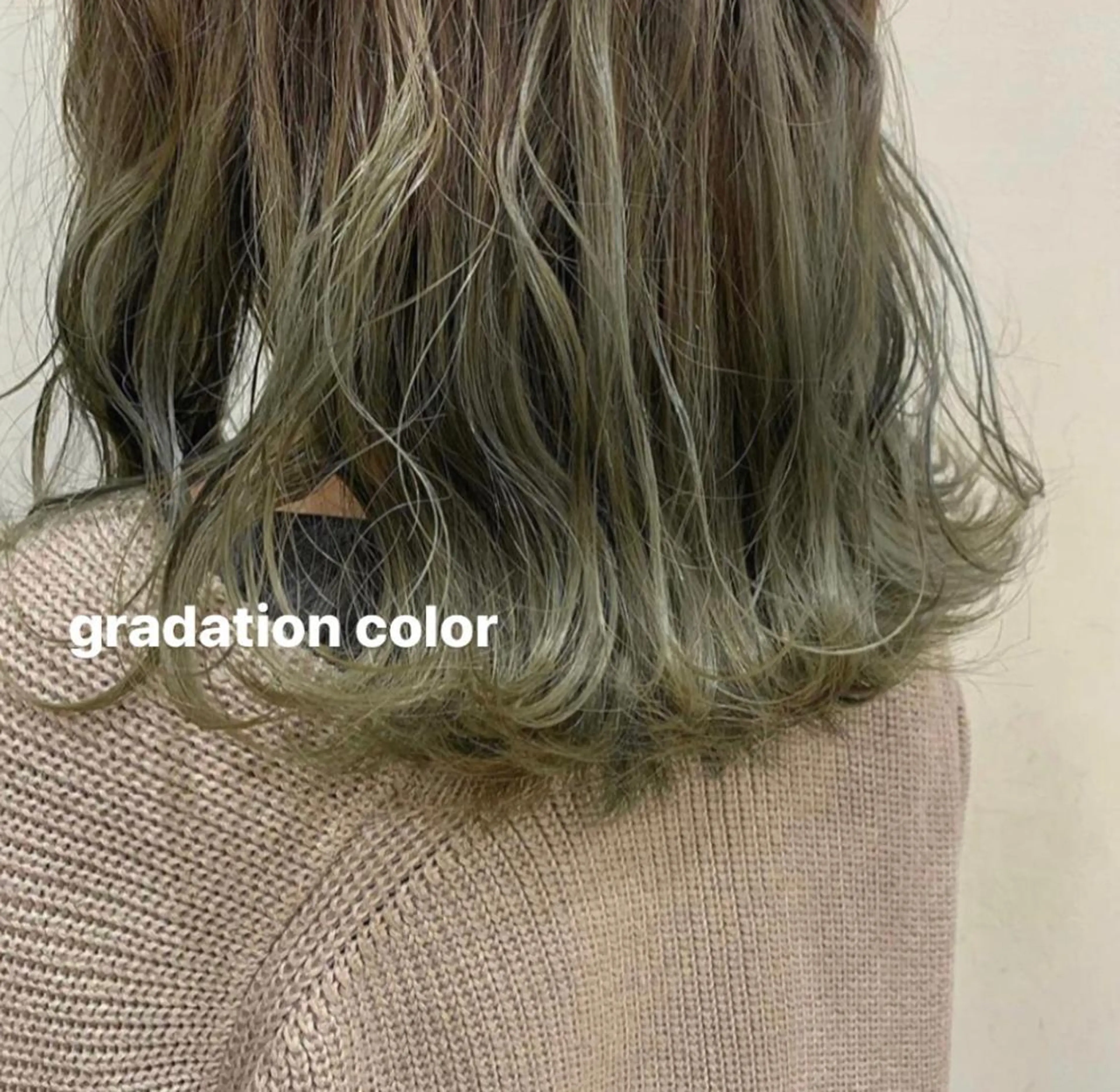 セミロング カラー グラデーションカラー ヘアカラー 顔周りレイヤー 🎀マリノのヘアスタイル