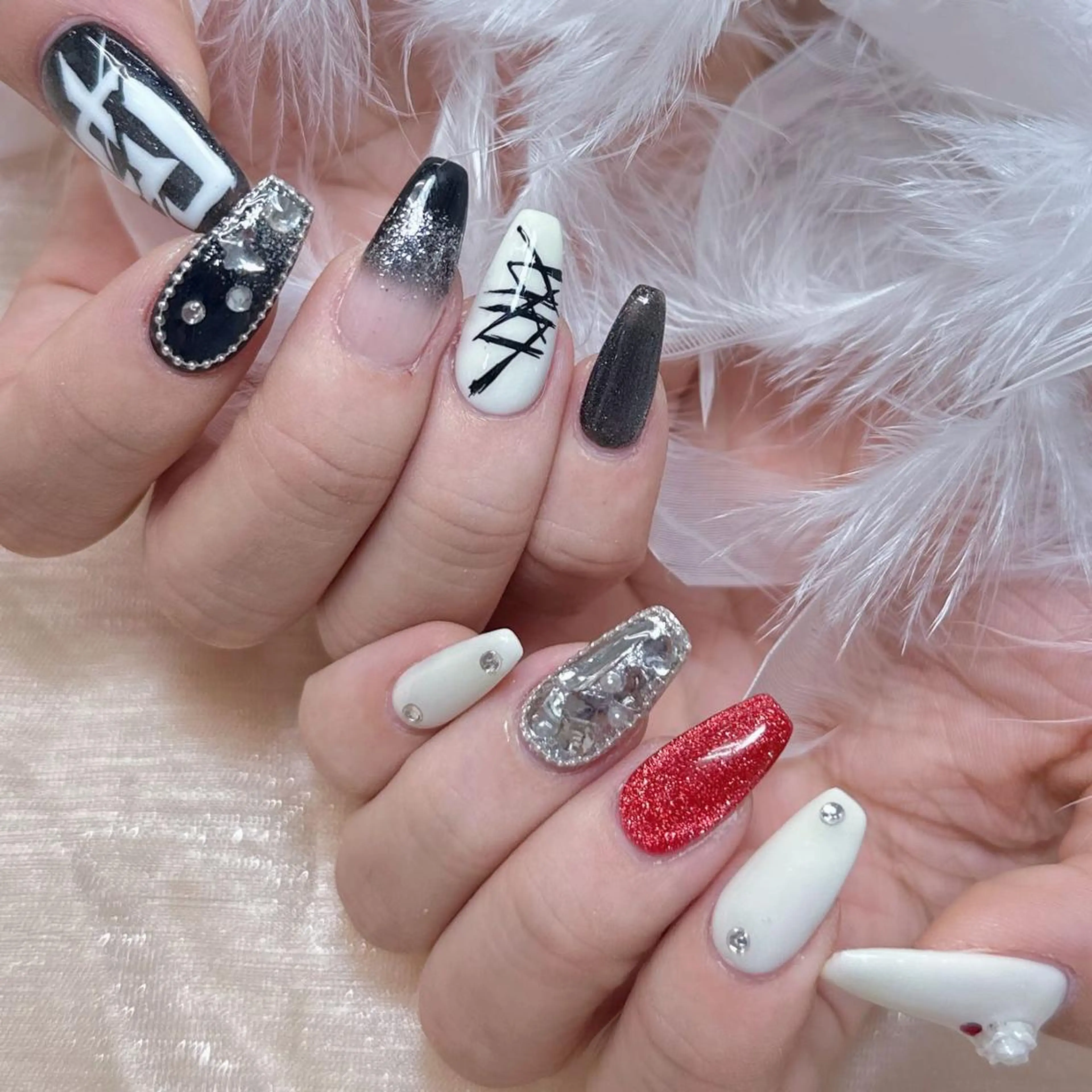 ネイル ハンドネイル ハンドケア DEMAIN- 🕊️のネイルデザイン