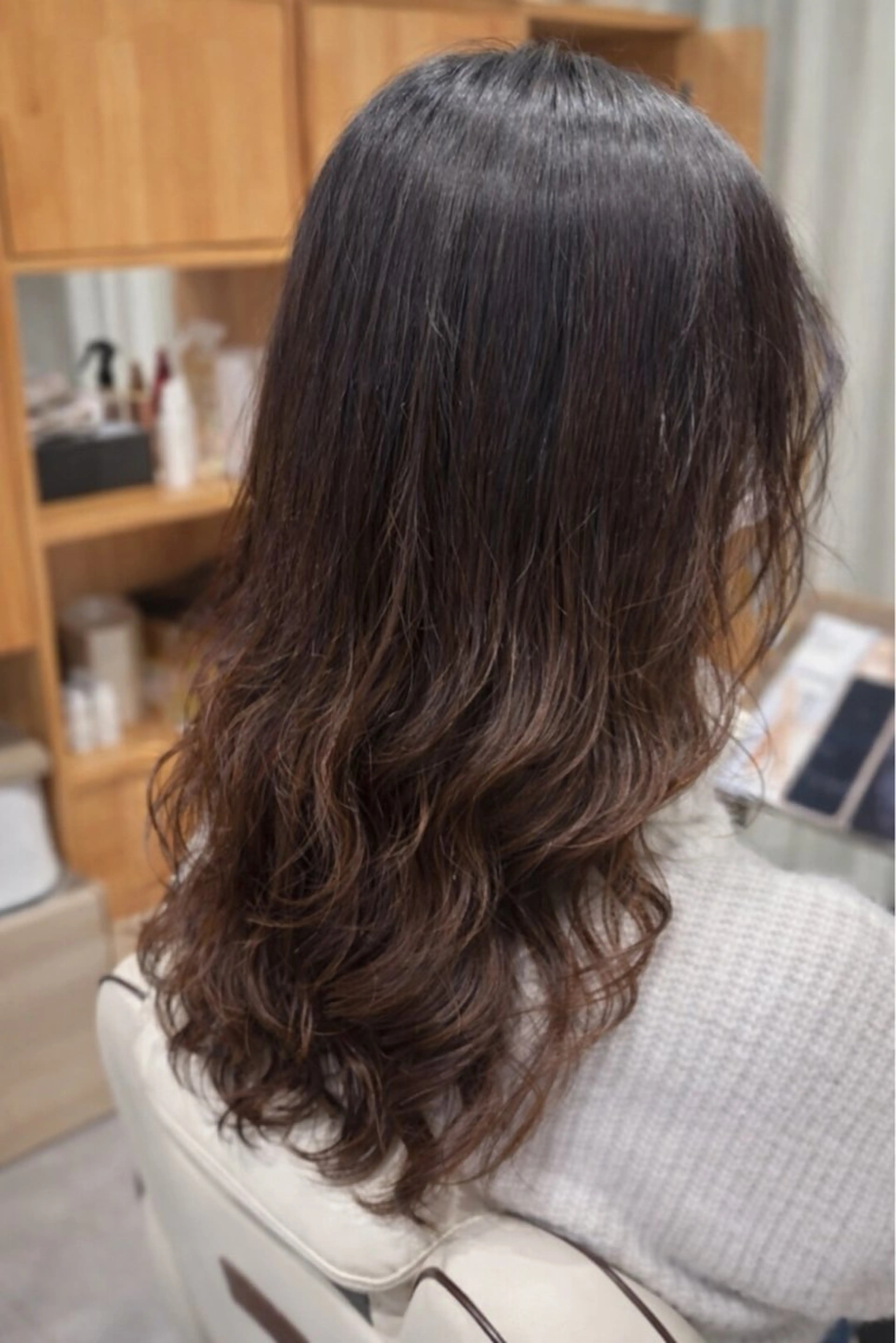 ロング パーマ Garden Terrace salon所属・やなぎばし なつきのヘアスタイル