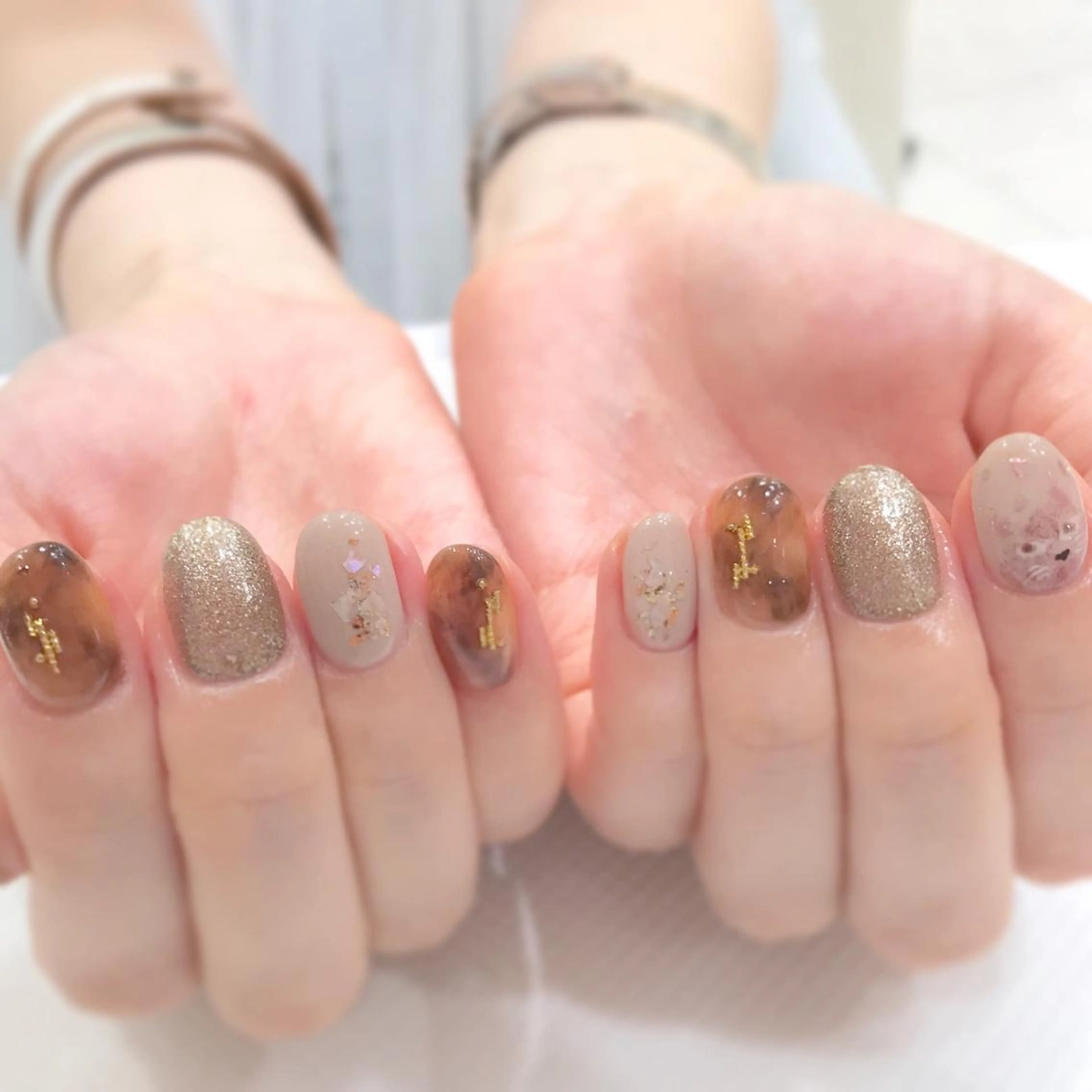 ネイル べっ甲ネイル Ash関内ネイリスト 荒木のネイルデザイン