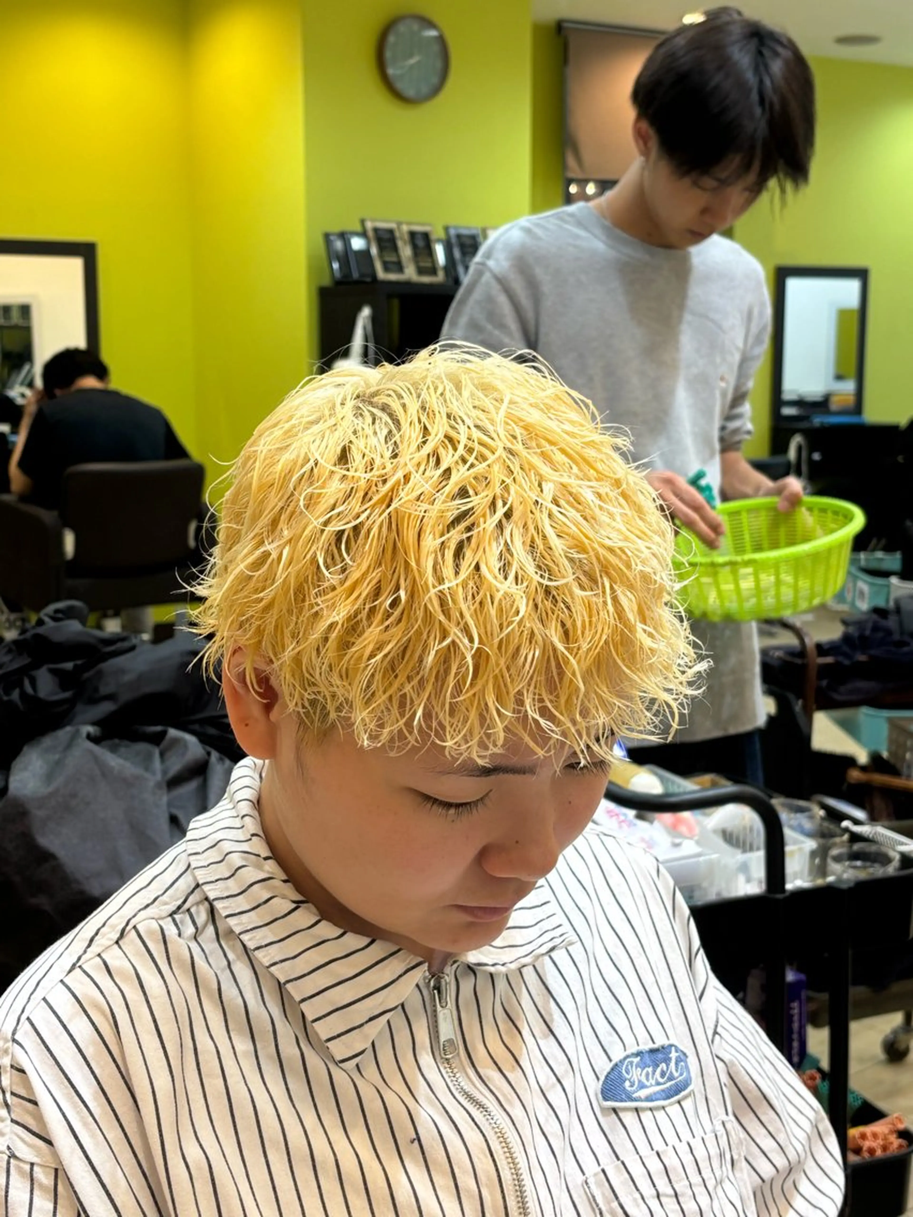 ショート カラー パーマ メンズ メンズブリーチ メンズパーマ ブリーチ カット パーマ トリートメント ✂️メンズ特化✂️ 神田のヘアスタイル