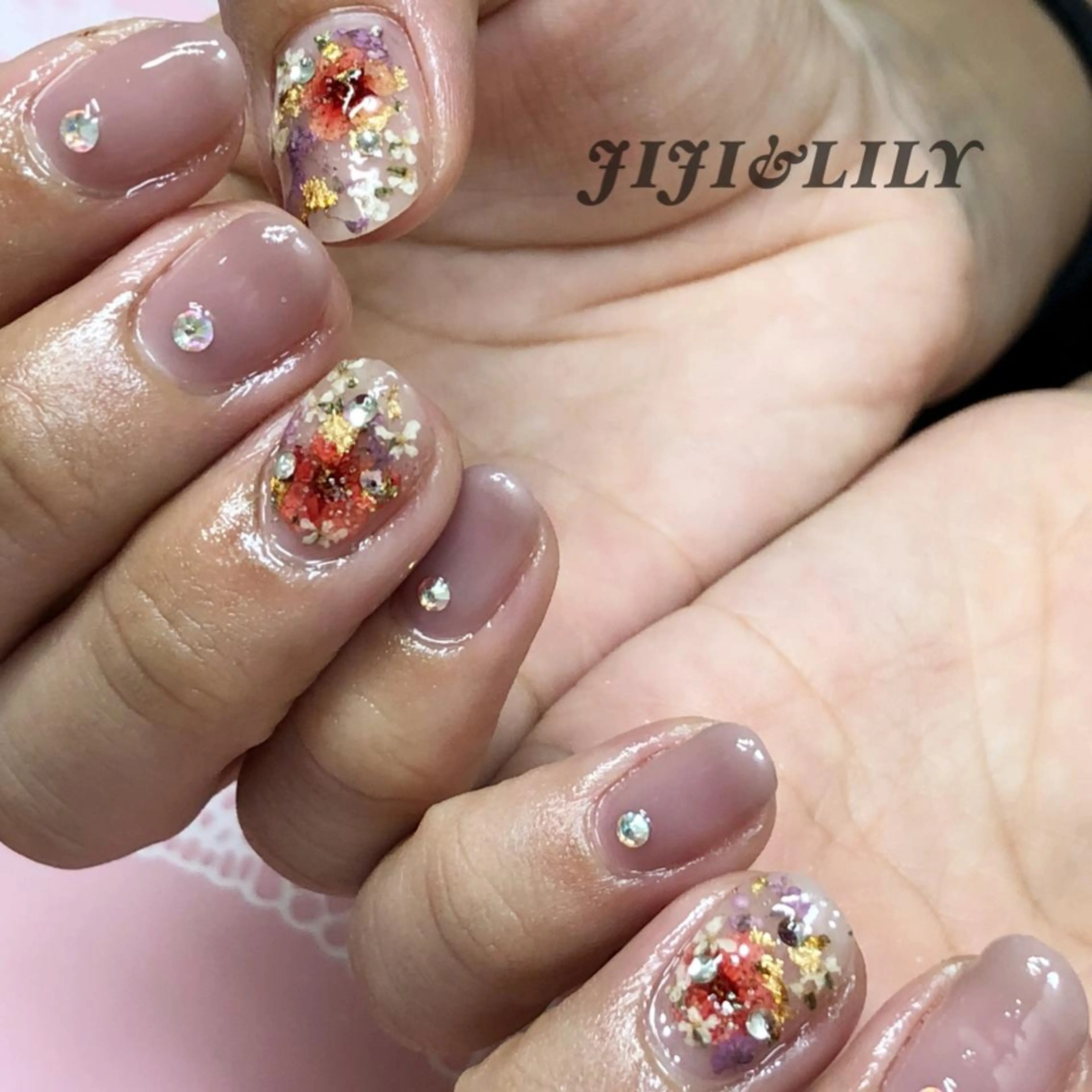 ネイル 豊田 圭子のネイルデザイン