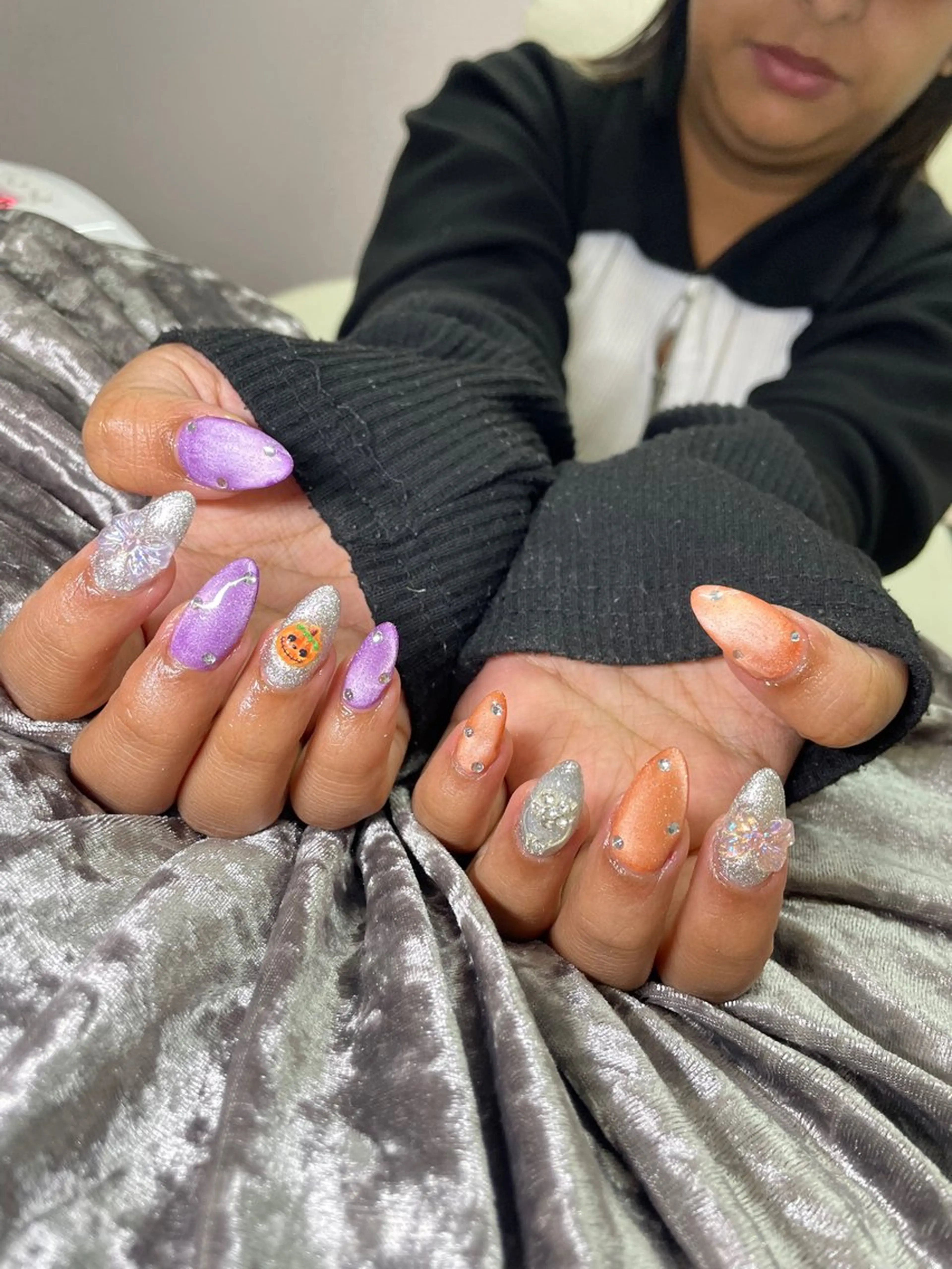 ネイル ハロウィン ハンドネイル Mumu所属・Mumu モデル募集中🪄のネイルデザイン