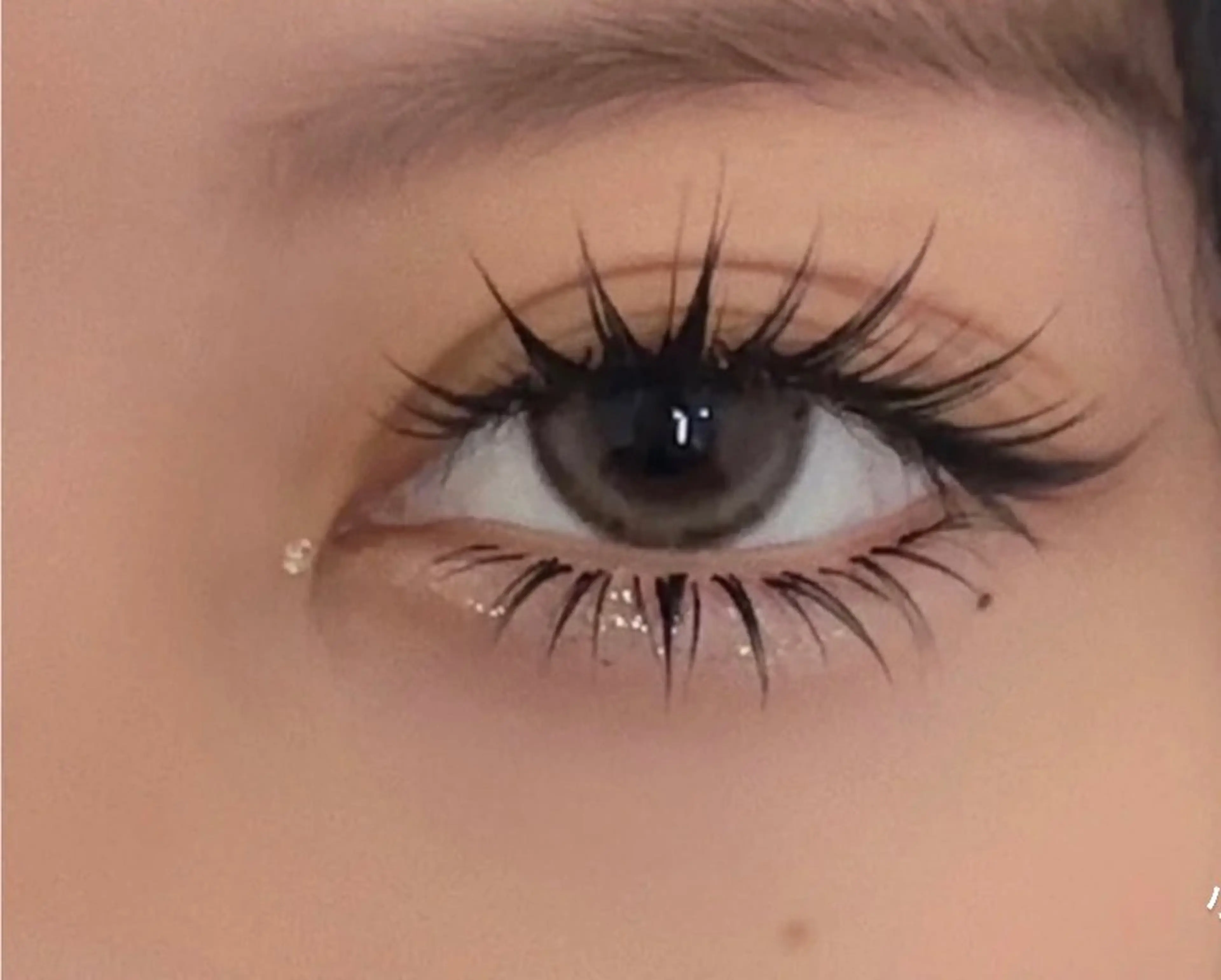 マツエク・マツパ M B Y所属・M B Y エムビワイのマツエク・マツパデザイン