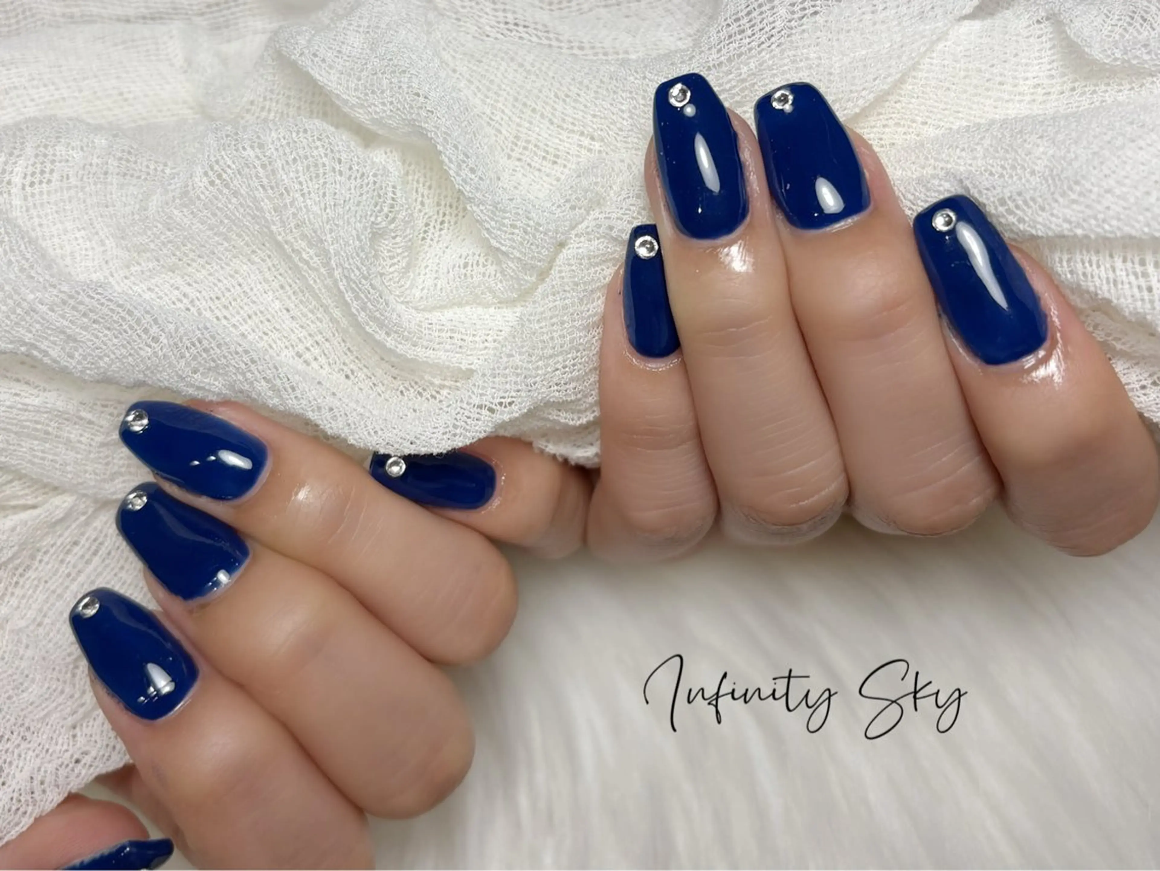 ネイル ネイビー シンプルネイル infinity skyのネイルデザイン