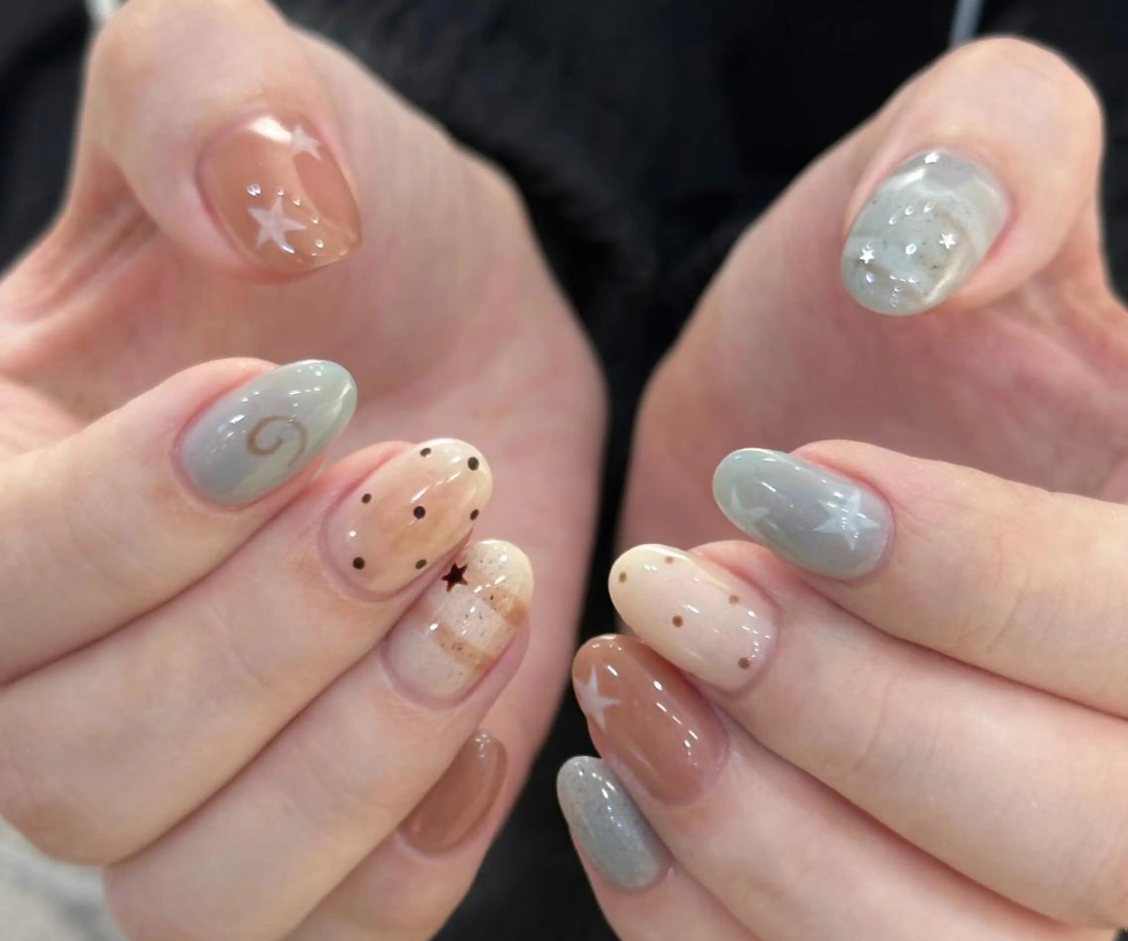 ネイル ハンドネイル 🎀 Ayaka_nailのネイルデザイン