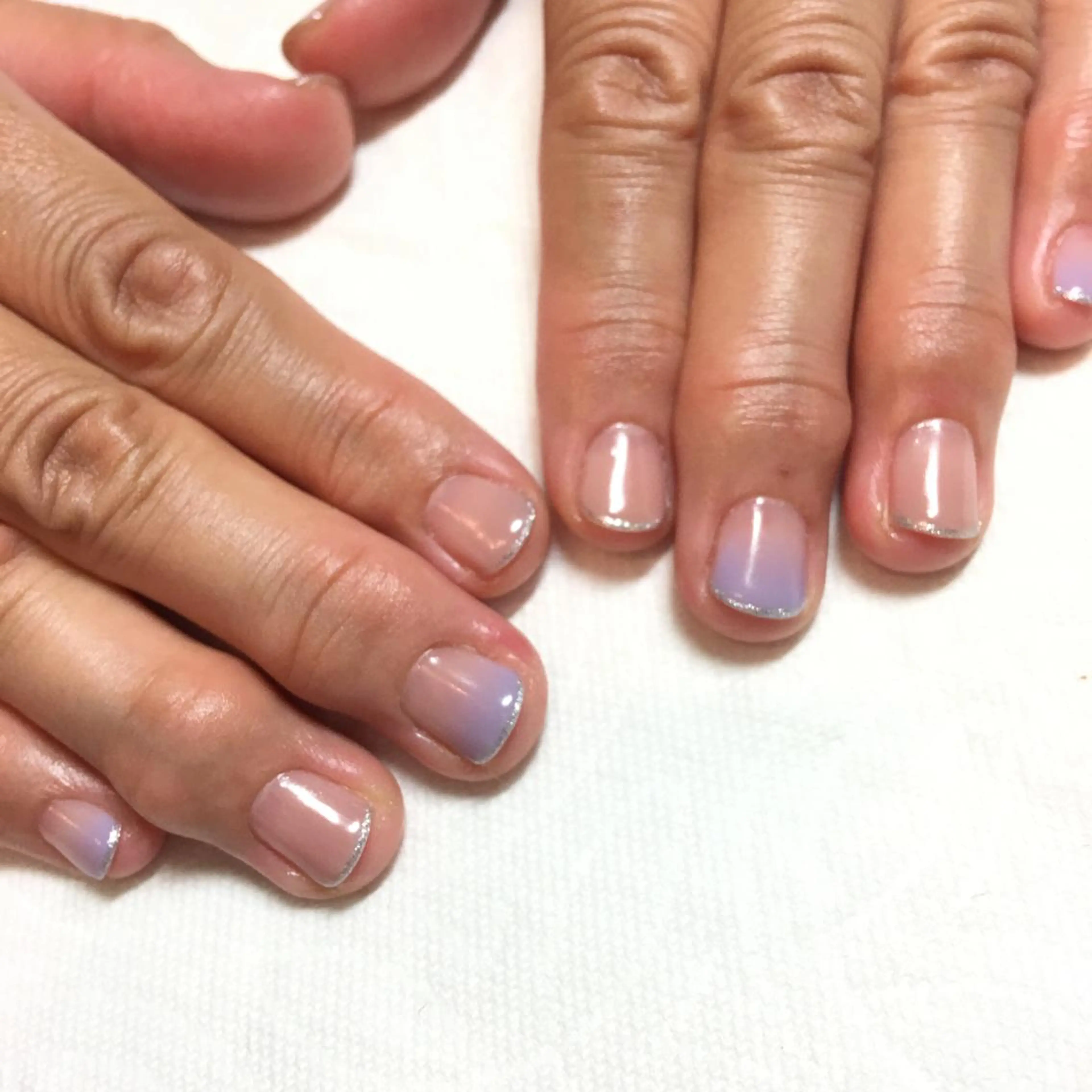 ネイル ラメ(グリッター) シンプルネイル THECOLORS所属・近貞 莉奈のネイルデザイン