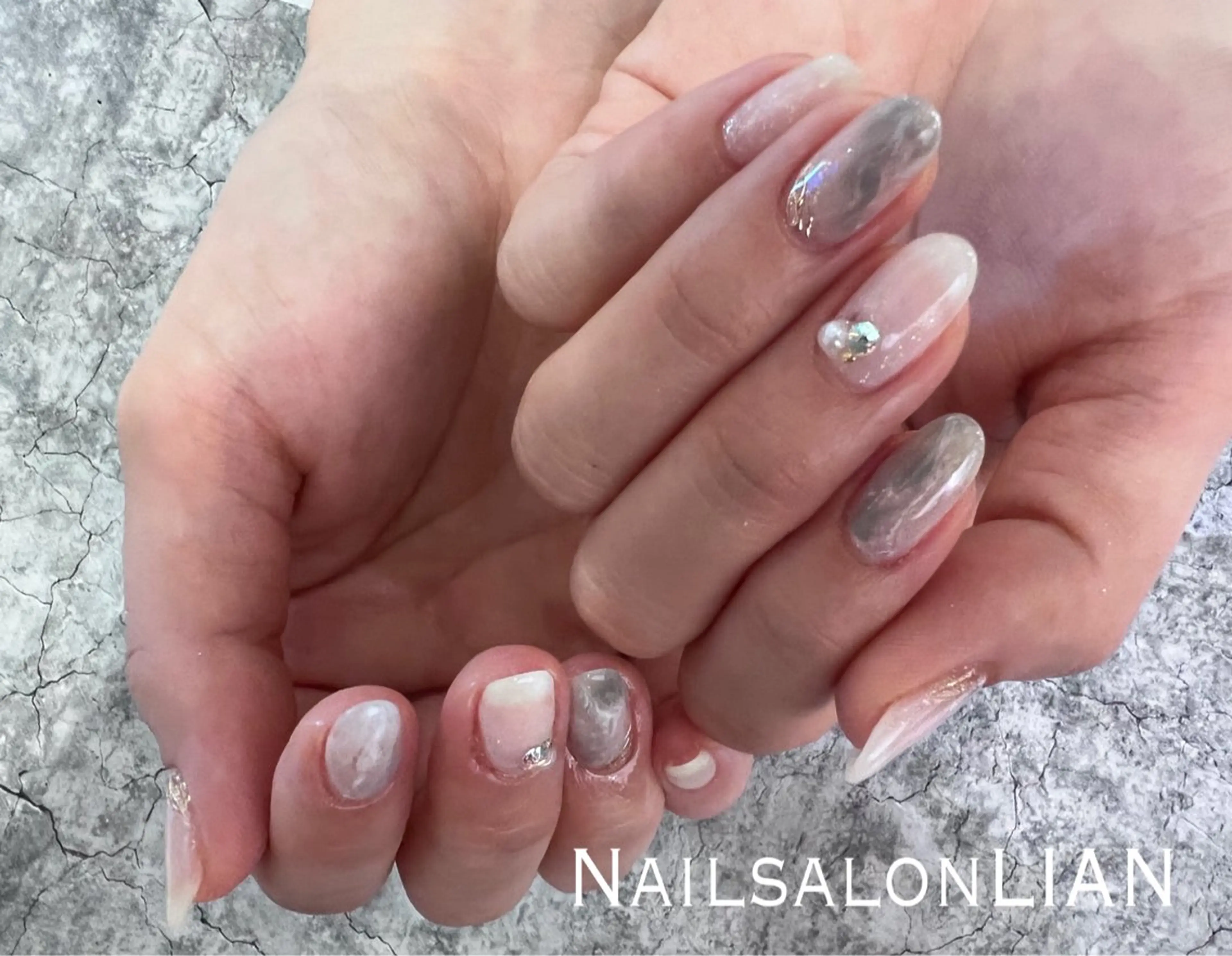 ネイル ニュアンスネイル Nail salon LIANのネイルデザイン