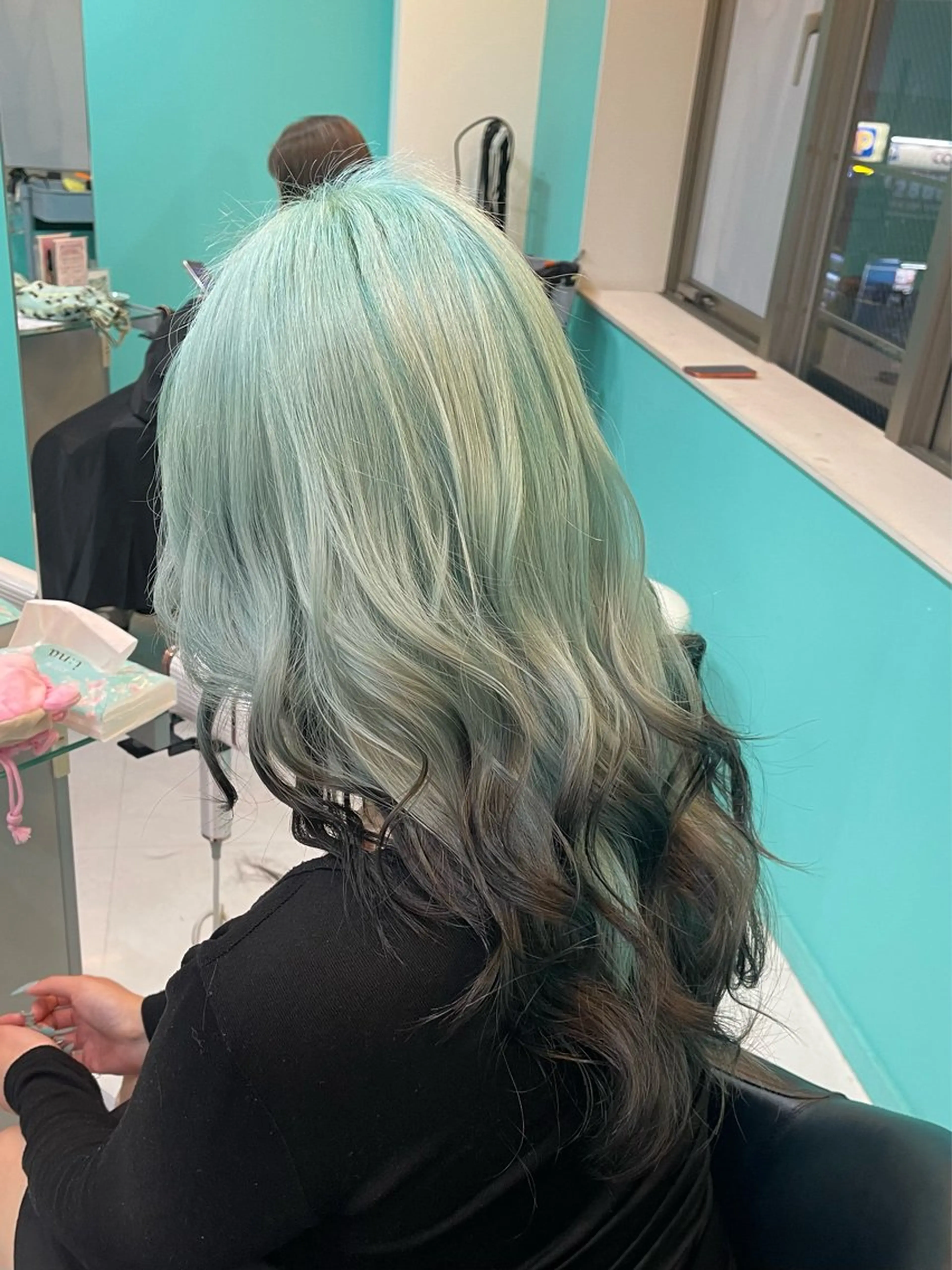 セミロング カラー ヘアカラー トリートメント mana/メンズ/ ヘアセット/ブリーチのヘアスタイル