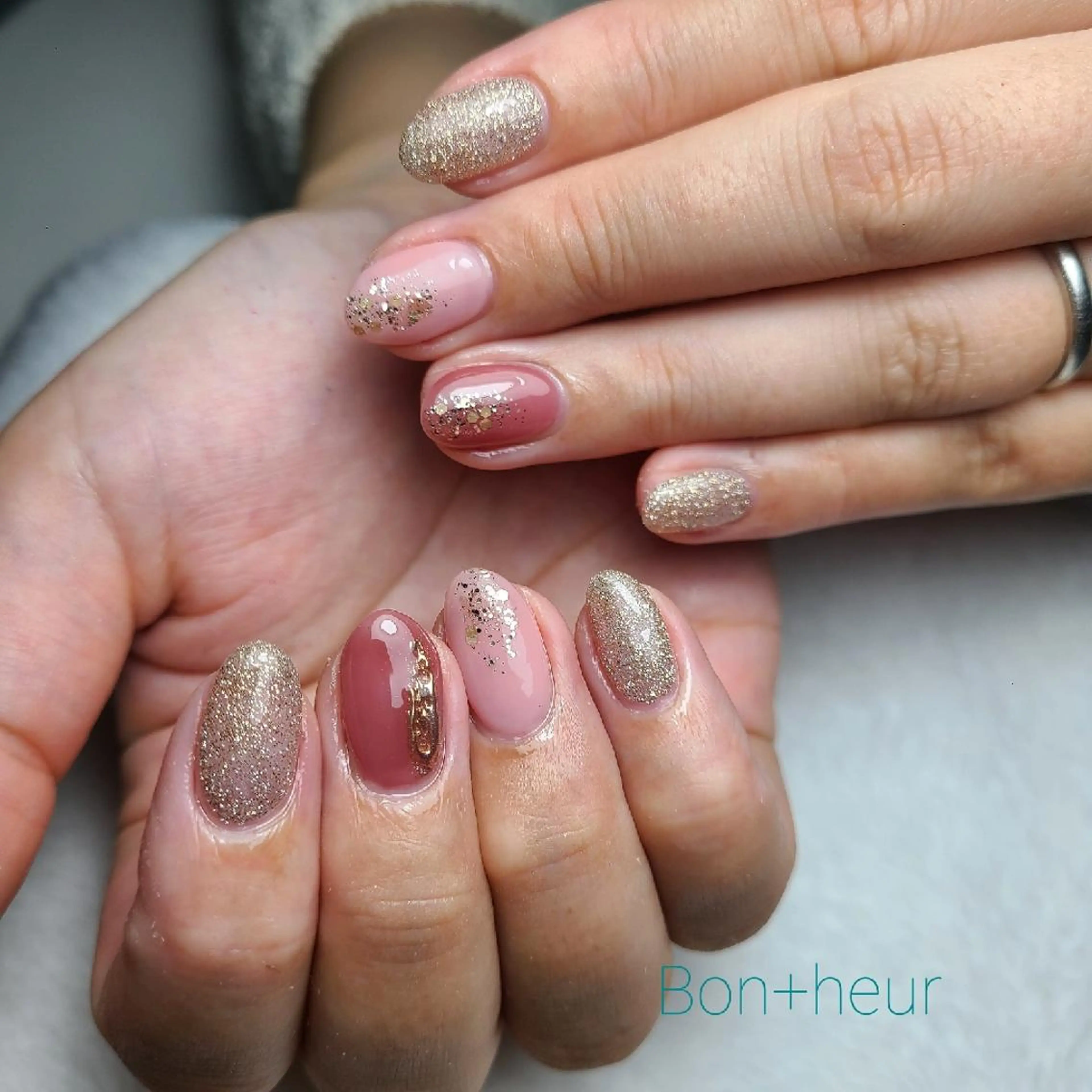 ネイル クリアネイル ジェルネイル ミラーネイル ニュアンスネイル 冬ネイル ハンドネイル 宮口 紗子のネイルデザイン