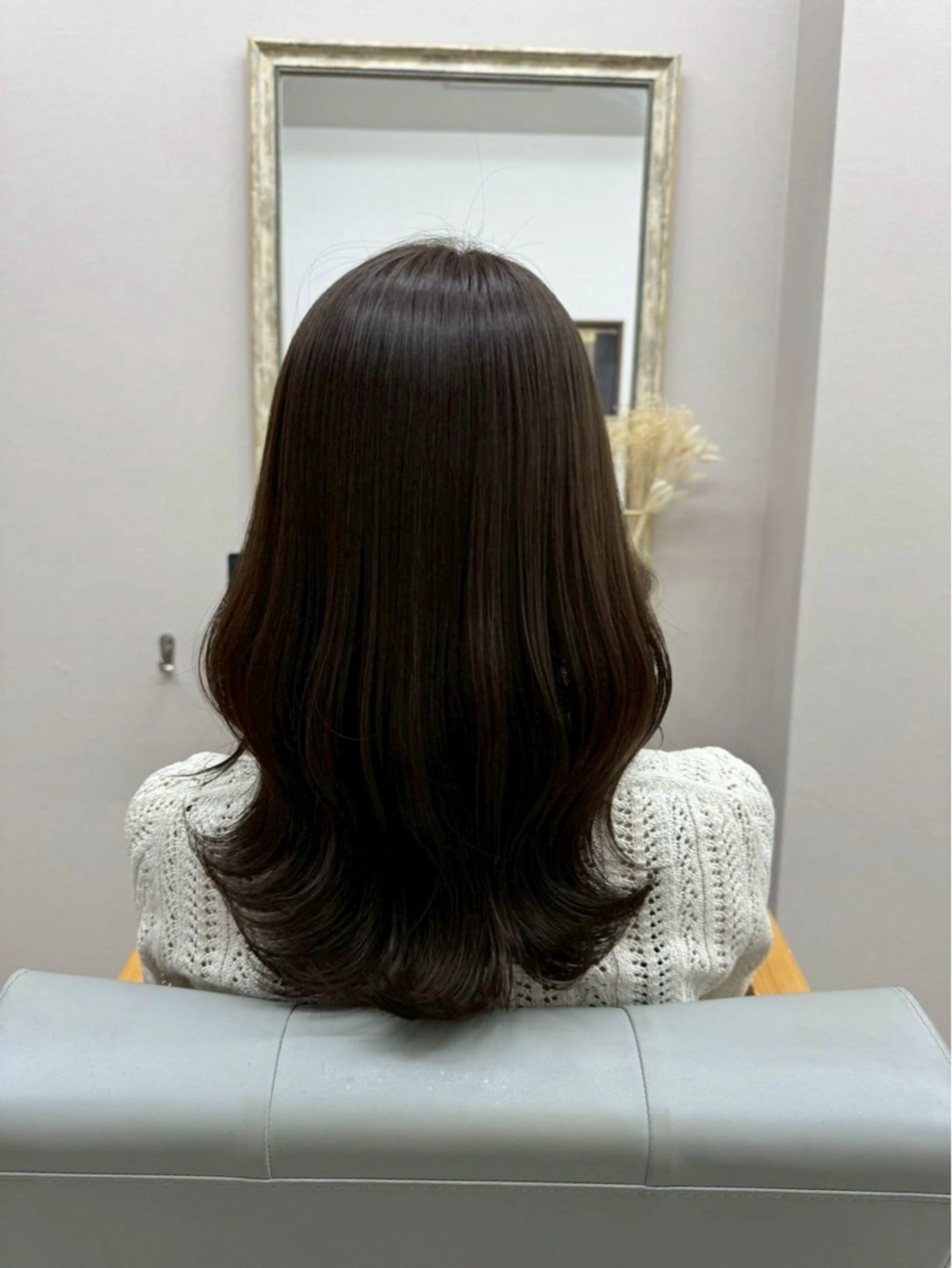 セミロング カラー ブラウンカラー オリーブブラウン トリートメント luna所属・luna ayane ／透明感カラーのヘアスタイル