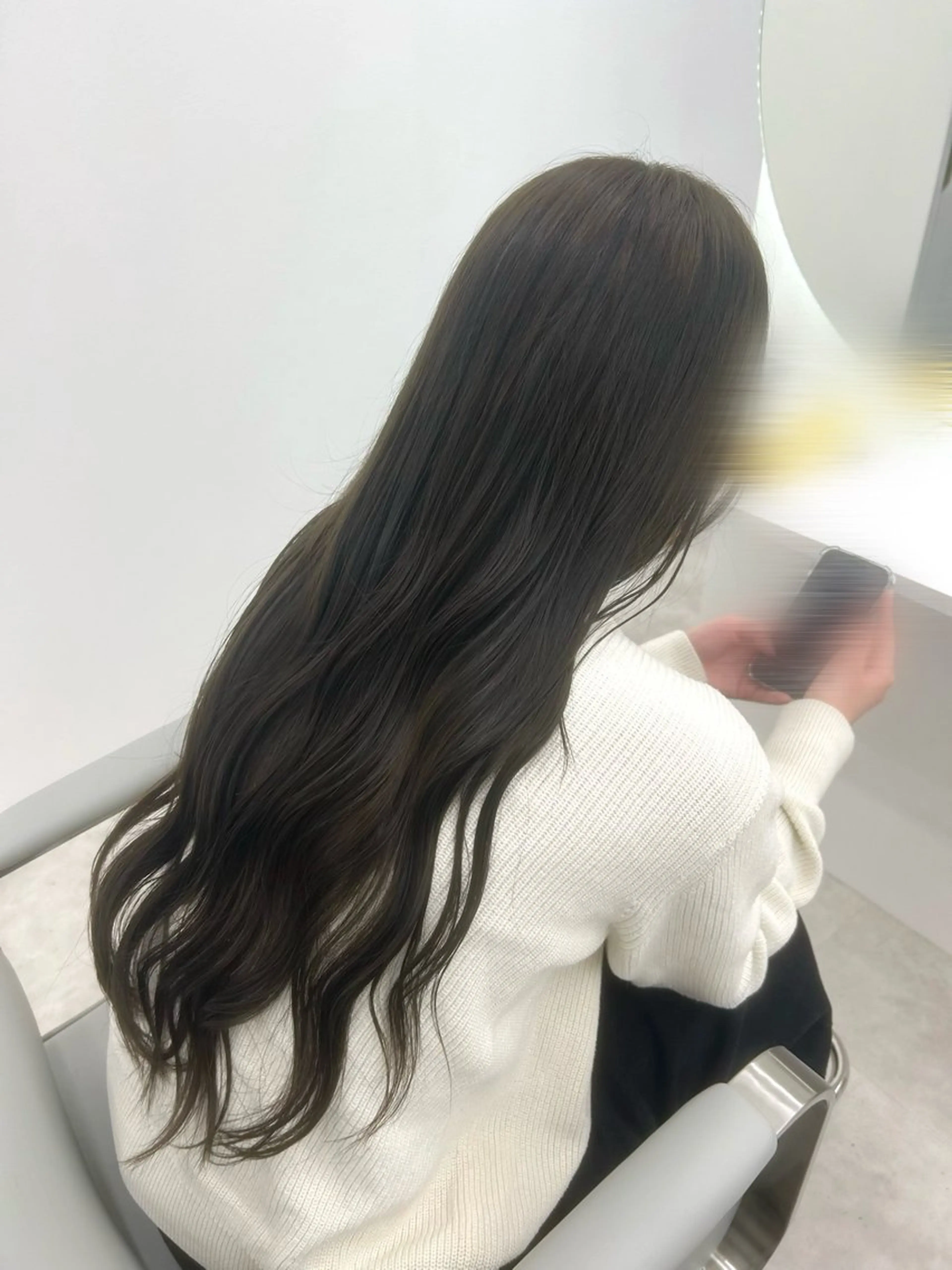 ロング カラー 透明感カラー グレージュ オリーブグレージュ オリーブグレー オレンジ ヘアカラー トリートメント 田辺 愛莉のヘアスタイル